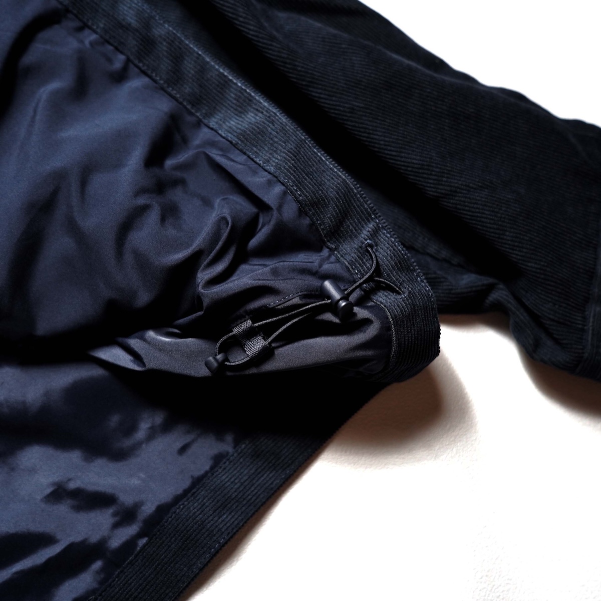 DAIWA PIER39 / W's TECH WADING JACKET CORDUROY (D.Navy) 裾