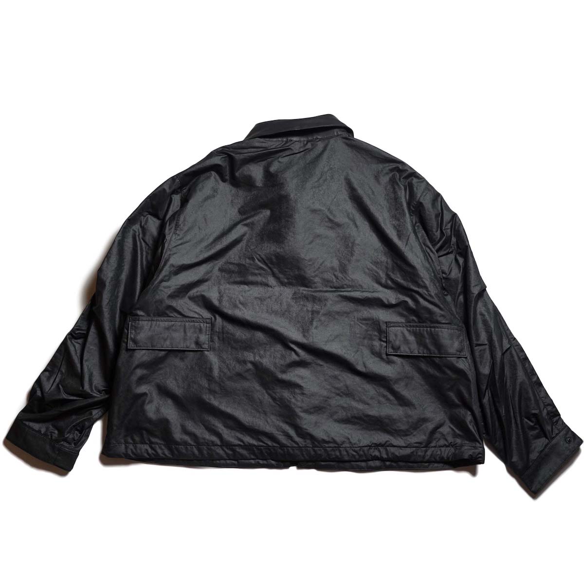 DAIWA PIER39 / TECH BRITISH SHORT HUNTER JACKET (Black)  背面