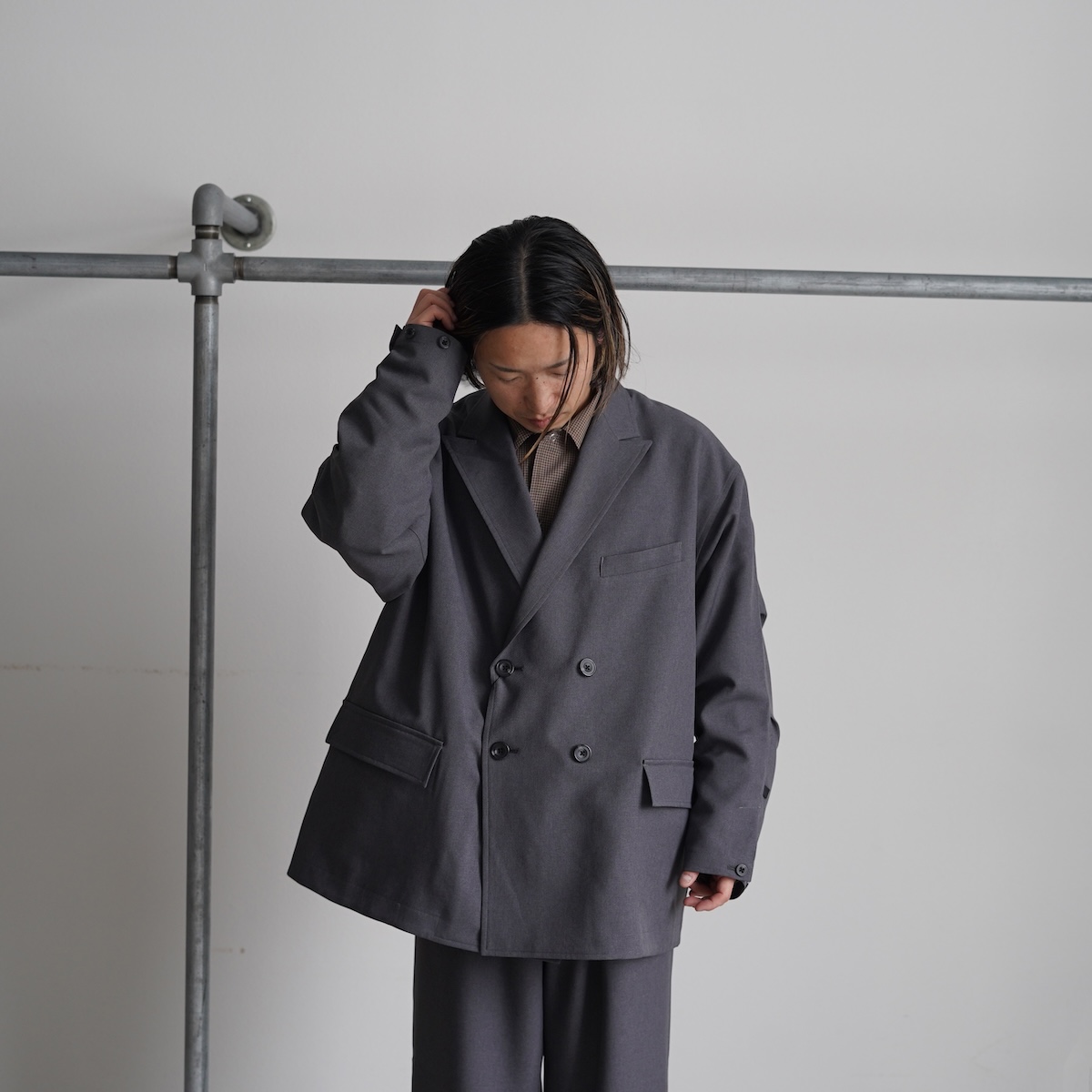 DAIWA PIER39 / TECH DOUBLE-BREASTED JACKET (Charcoal)