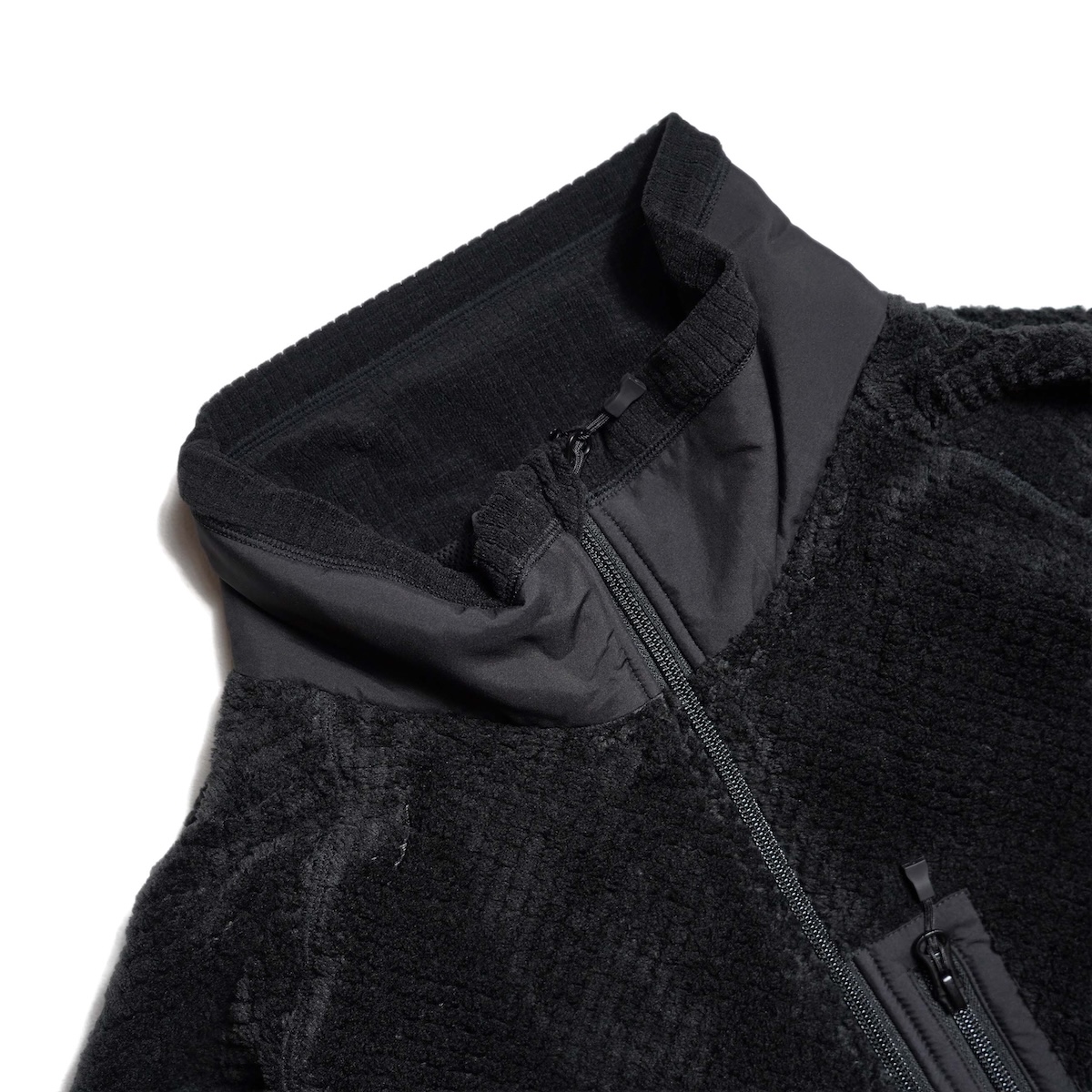 DAIWA PIER39 / TECH MIL FLEECE JACKET (Black) ネック
