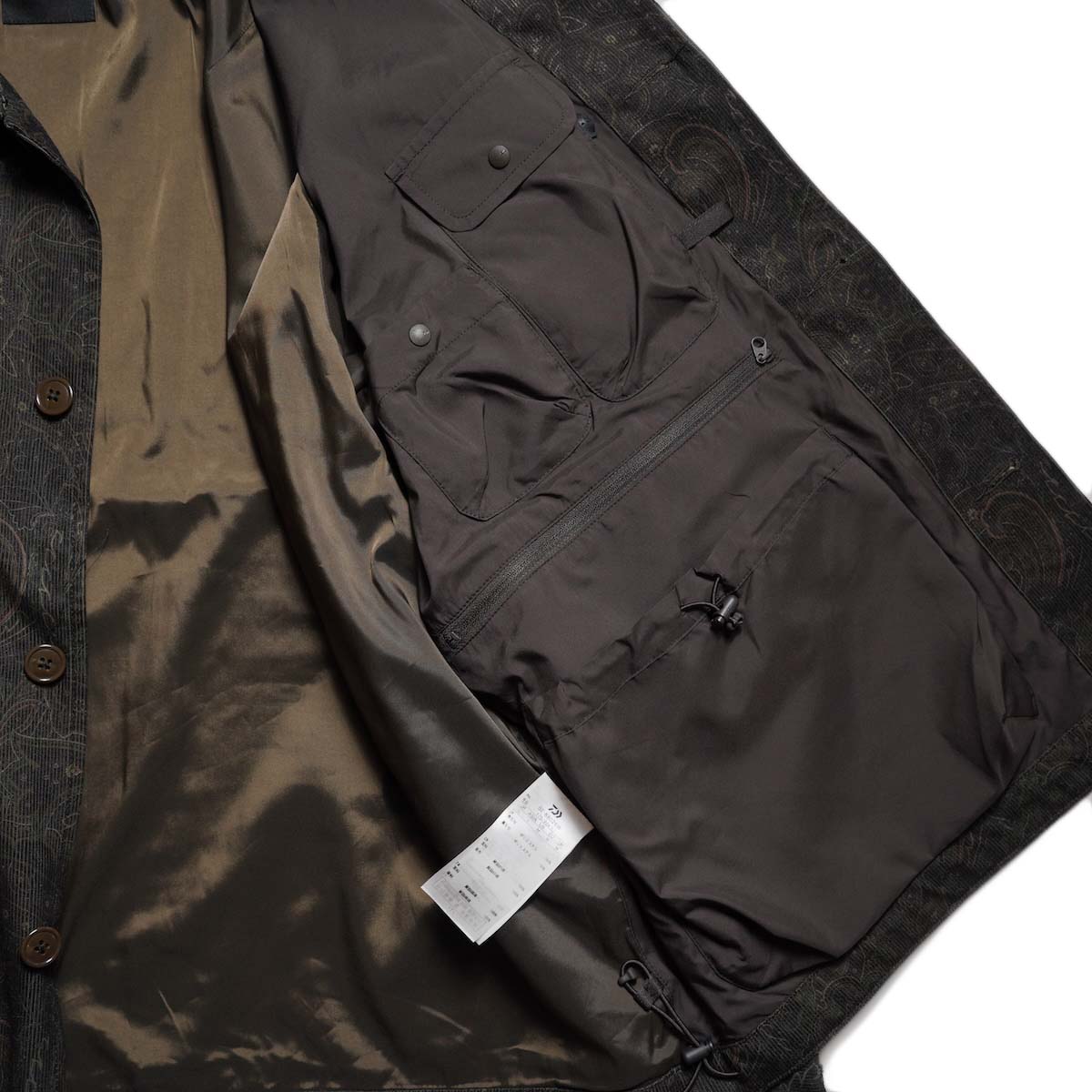 DAIWA PIER39 / TECH FLYING SHIRT CORDUROY PAISLEY (D.Brown) 内ポケット①