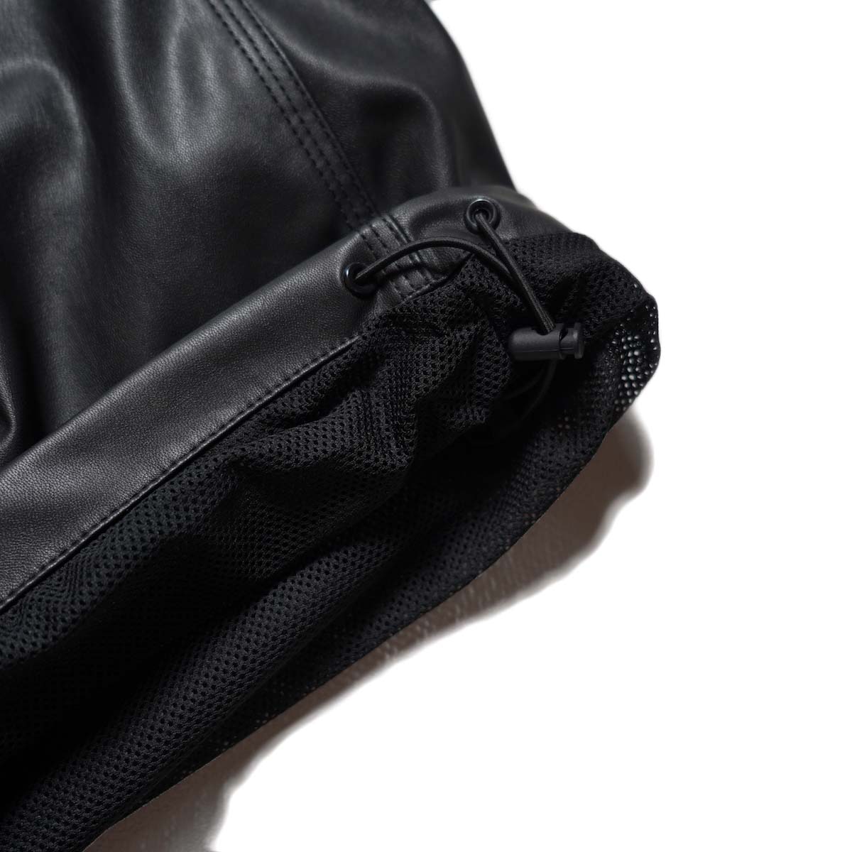 DAIWA PIER39 / TECH SYNTHETIC SKIN WORK PANTS (Black) 裾スピンドル