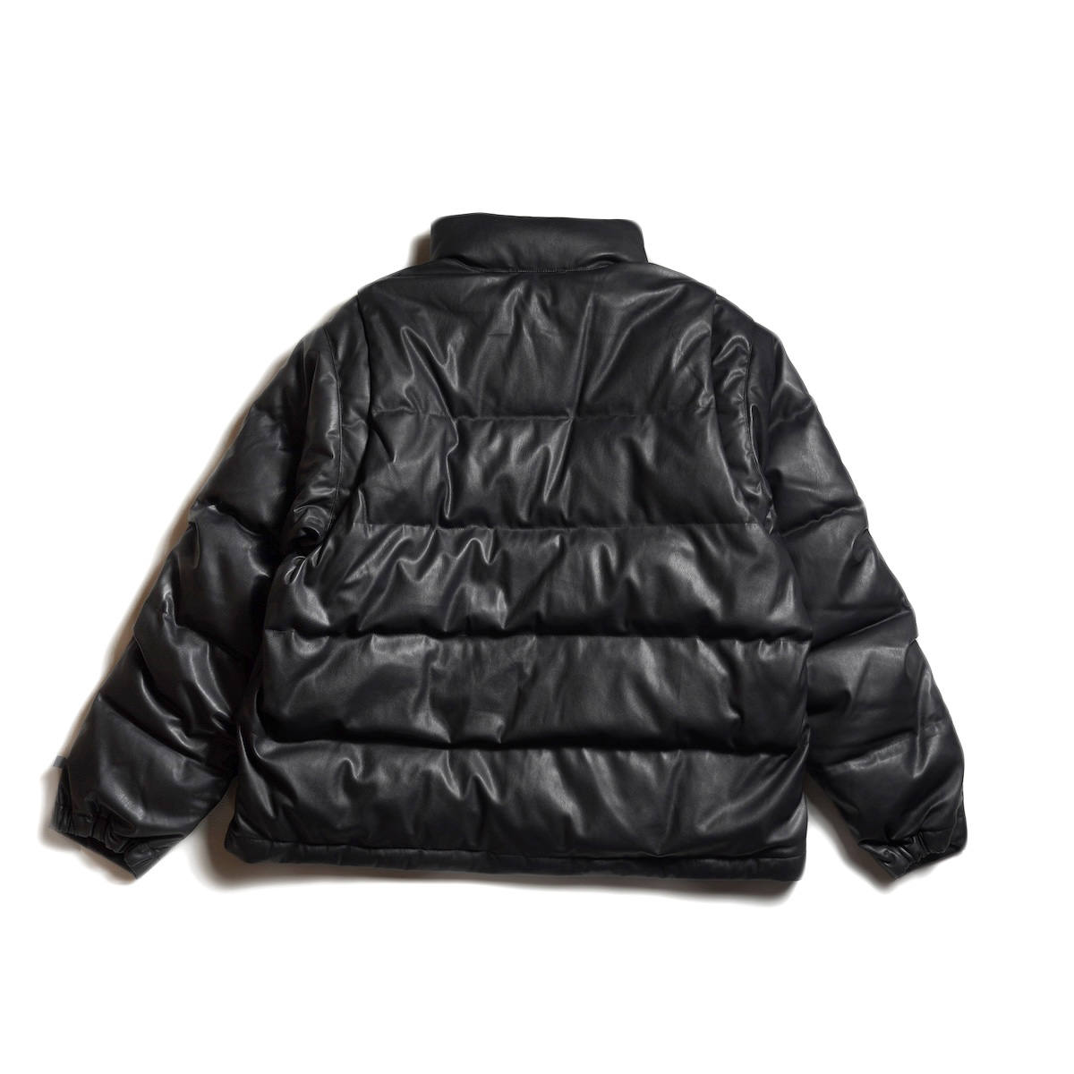 DAIWA PIER39 / TECH 2WAY SYNTHETIC SKIN DOWN JACKET (Black)