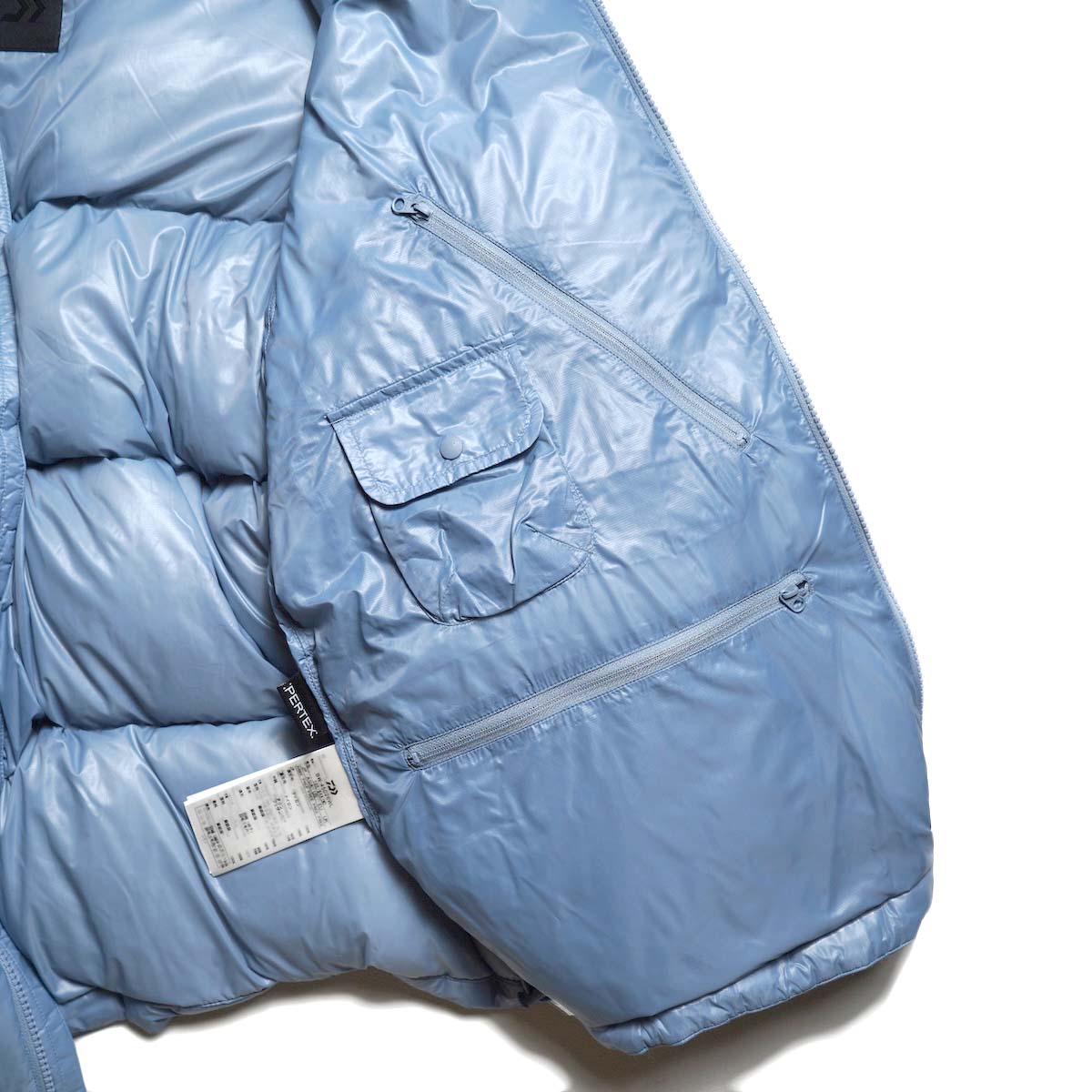 DAIWA PIER39 / W's TECH ULTRA LIGHT DOWN JACKET (LT.Blue) 内ポケット