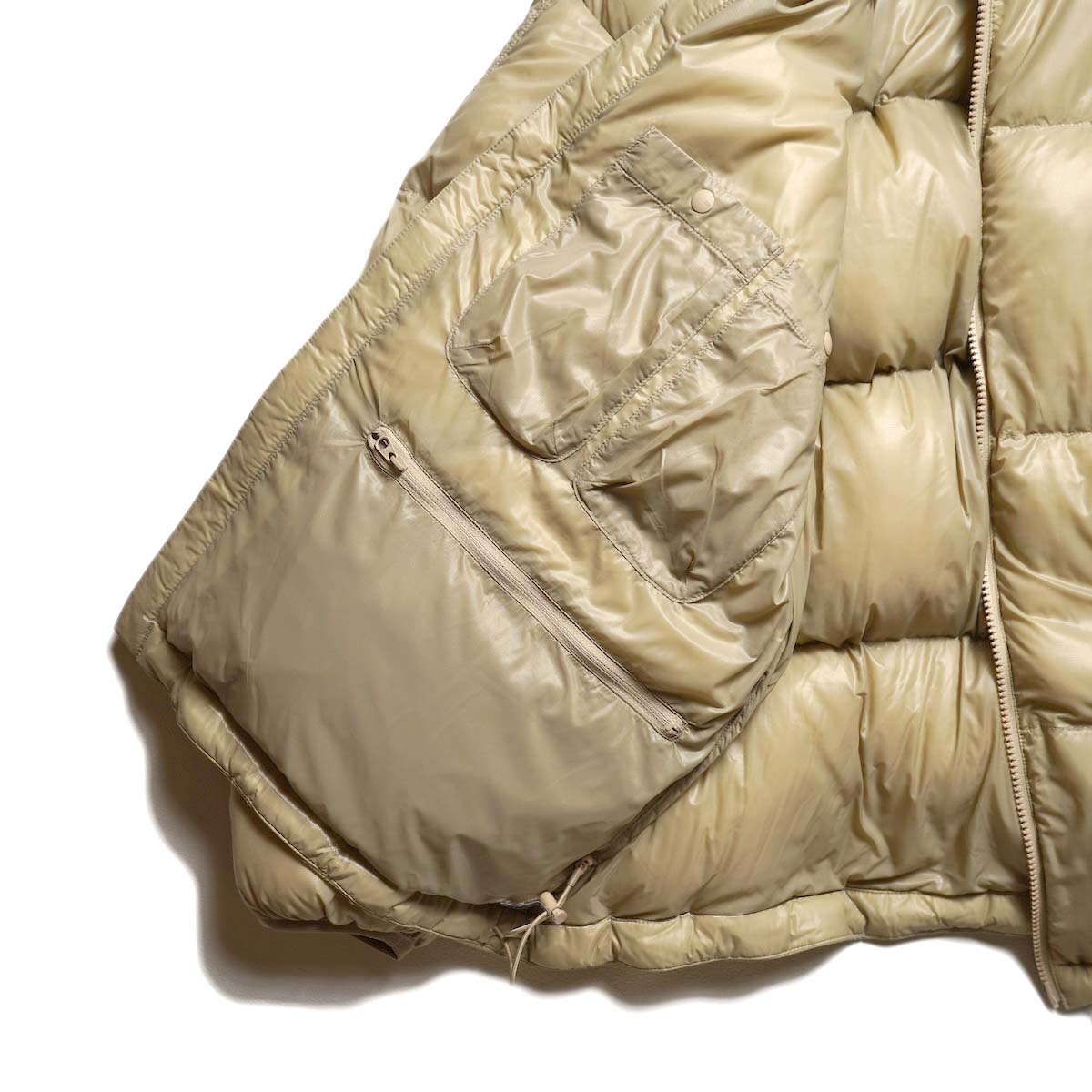 DAIWA PIER39 / W"s TECH ULTRA LIGHT DOWN JACKET (Beige) 内ポケット②