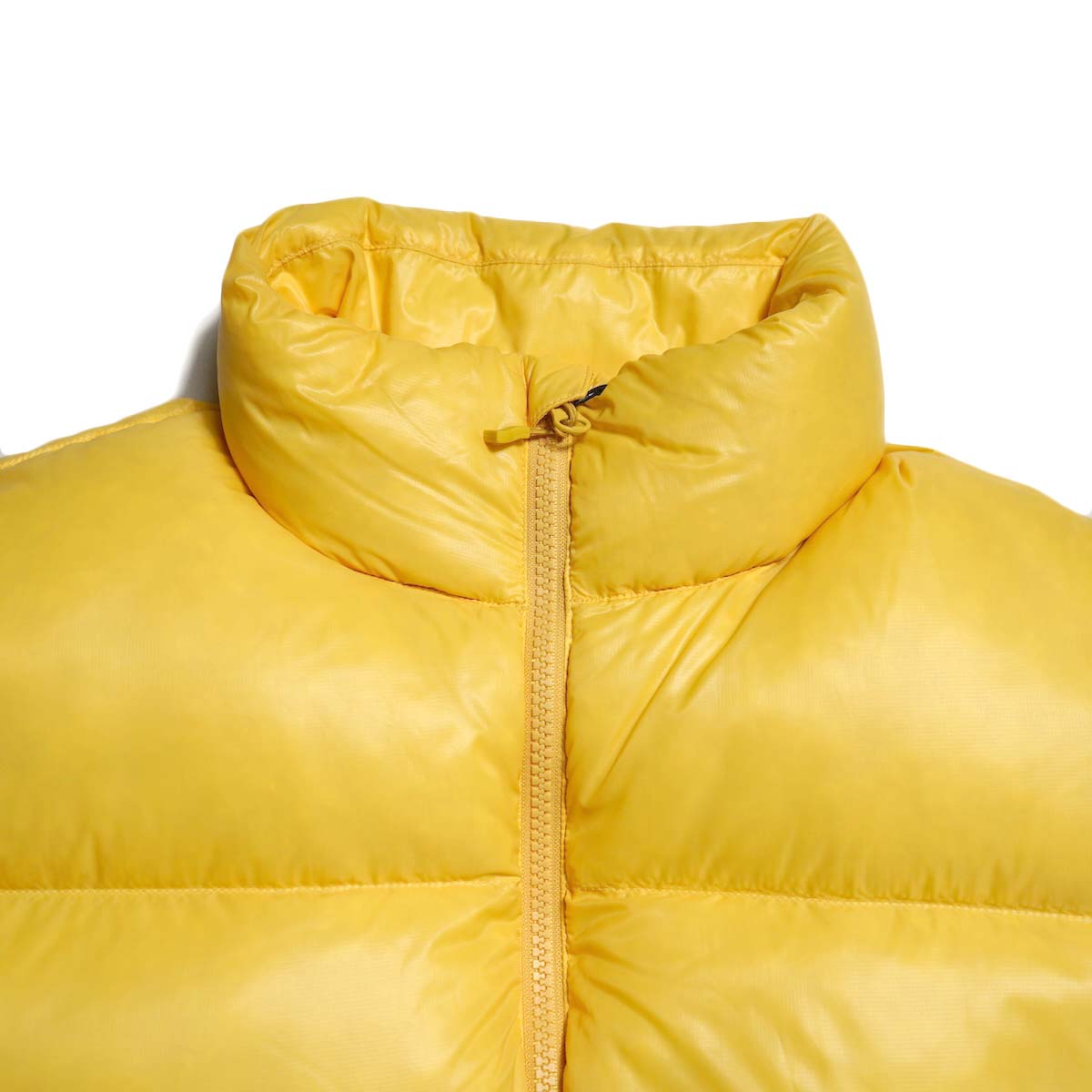 DAIWA PIER39 / W's TECH ULTRA LIGHT DOWN VEST (Bright Yellow) スタンドカラー