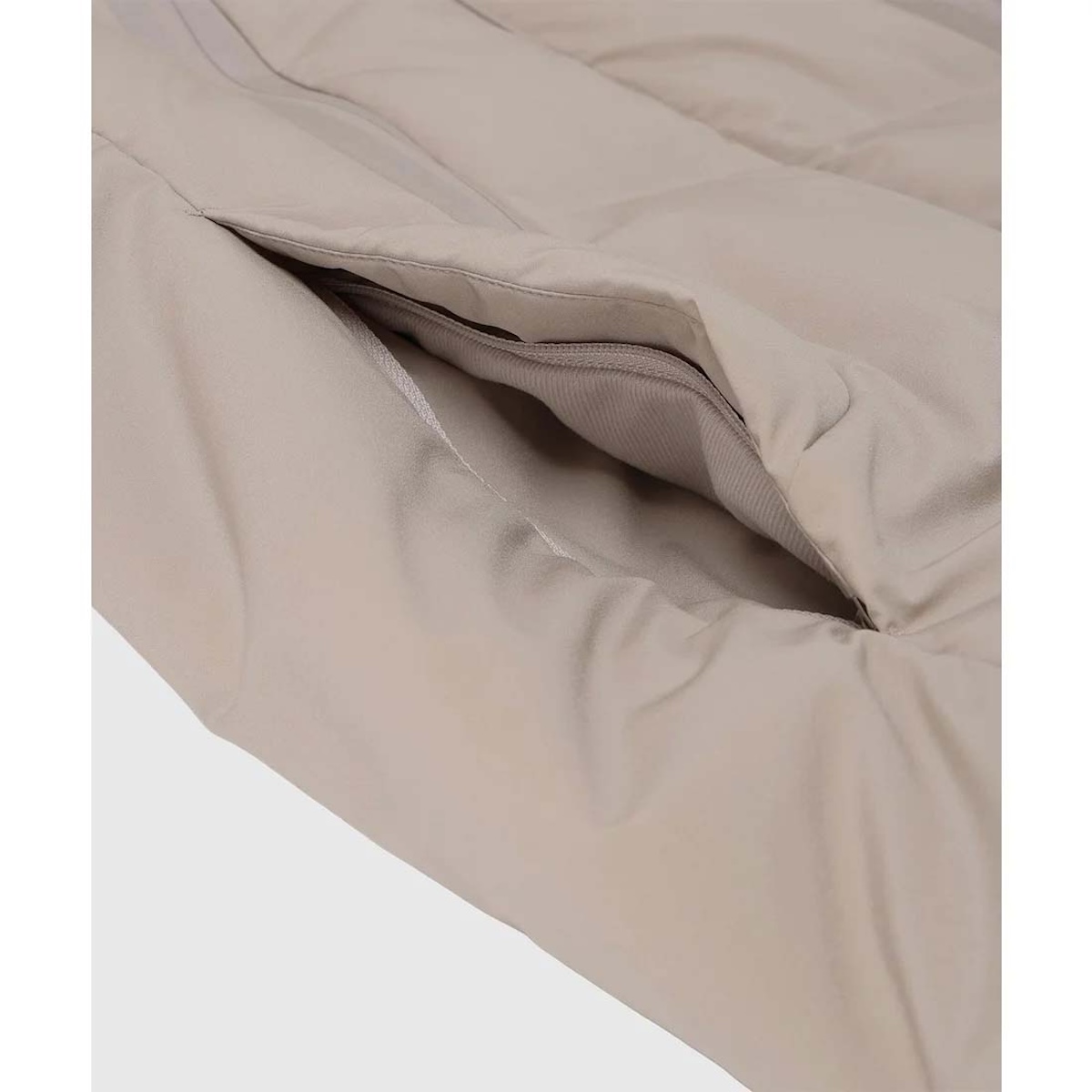 DESCENTE ALLTERAIN / 水沢ダウン マウンテニア L  (Beige) サイドポケット