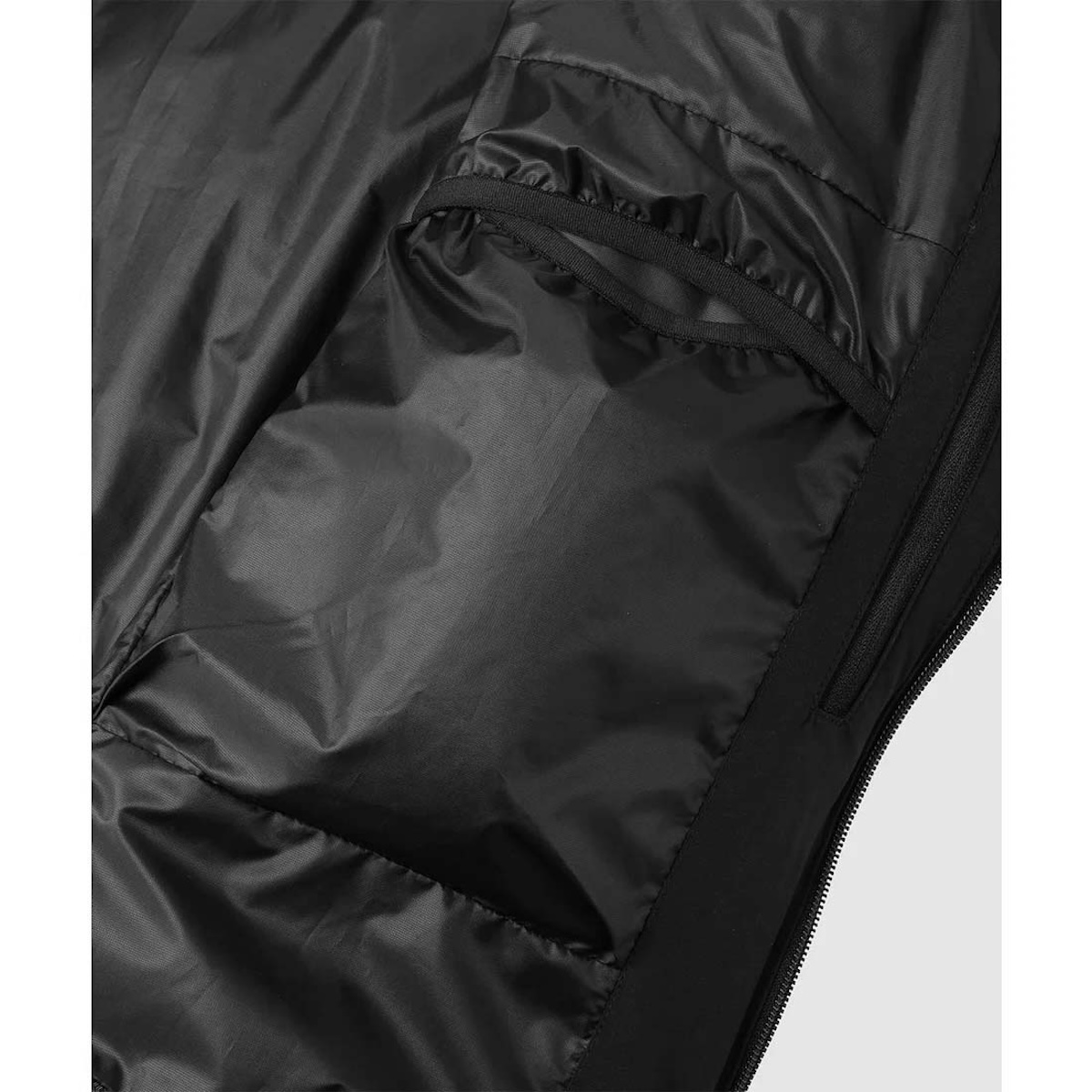 DESCENTE ALLTERAIN / 水沢ダウンオーバーサイズ "マウンテニア" (Black)  内ポケット