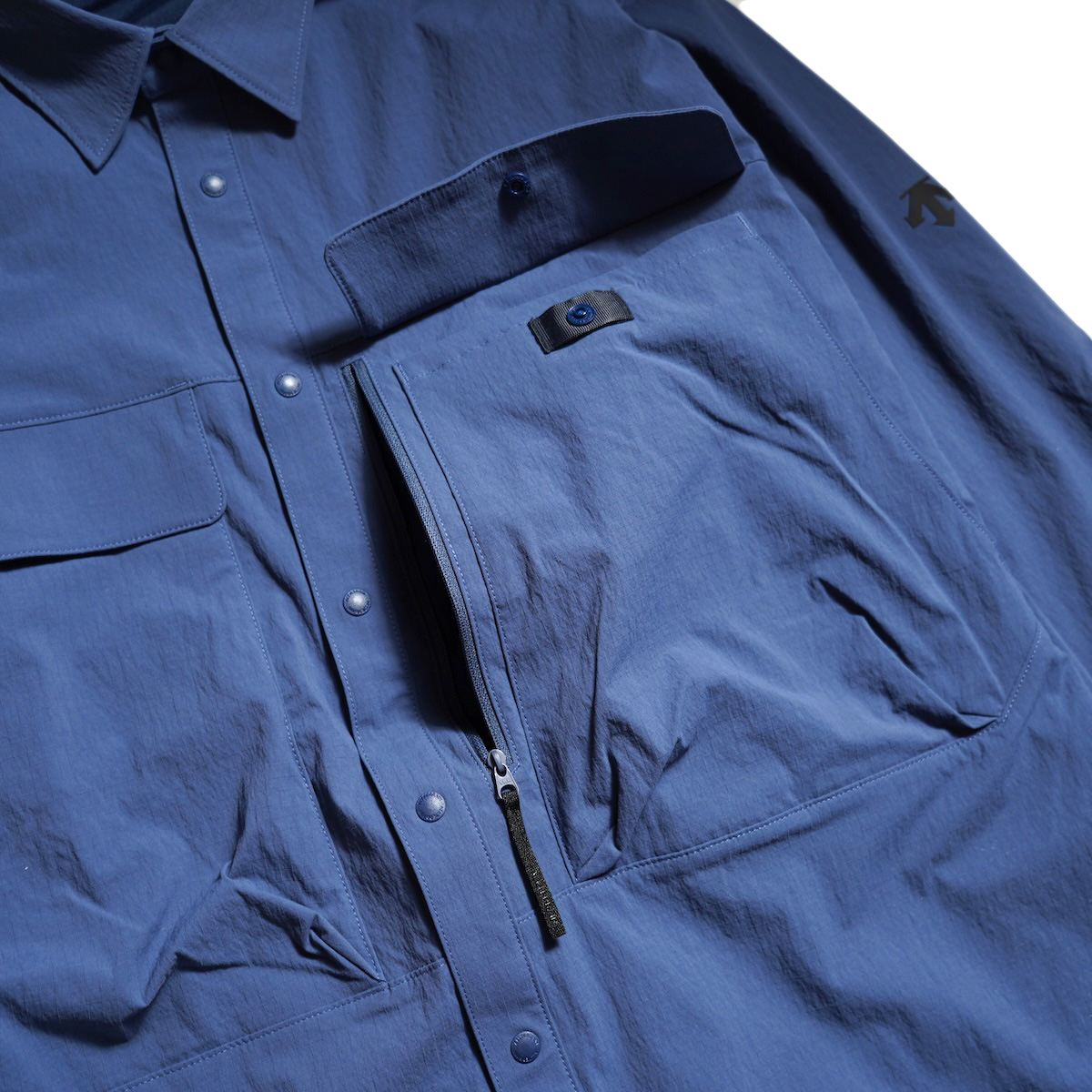 DESCENTE ダークブルー シャツ Lサイズ DESCENTE ALLTERRAIN 81 CORDURA L/S OVER SHIRT デサント