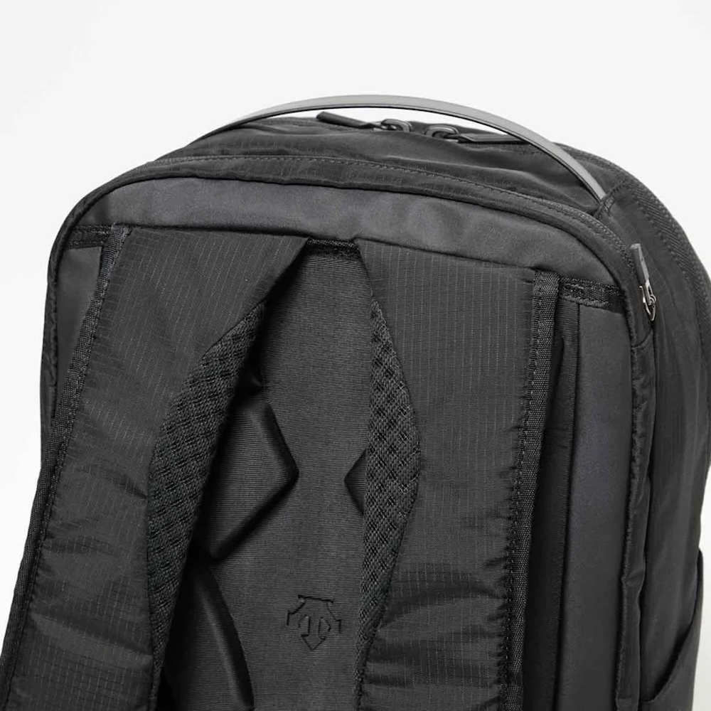 DESCENTE ALLTERRAIN / AEROSTREAM BACKPACK 18 CS (Black)