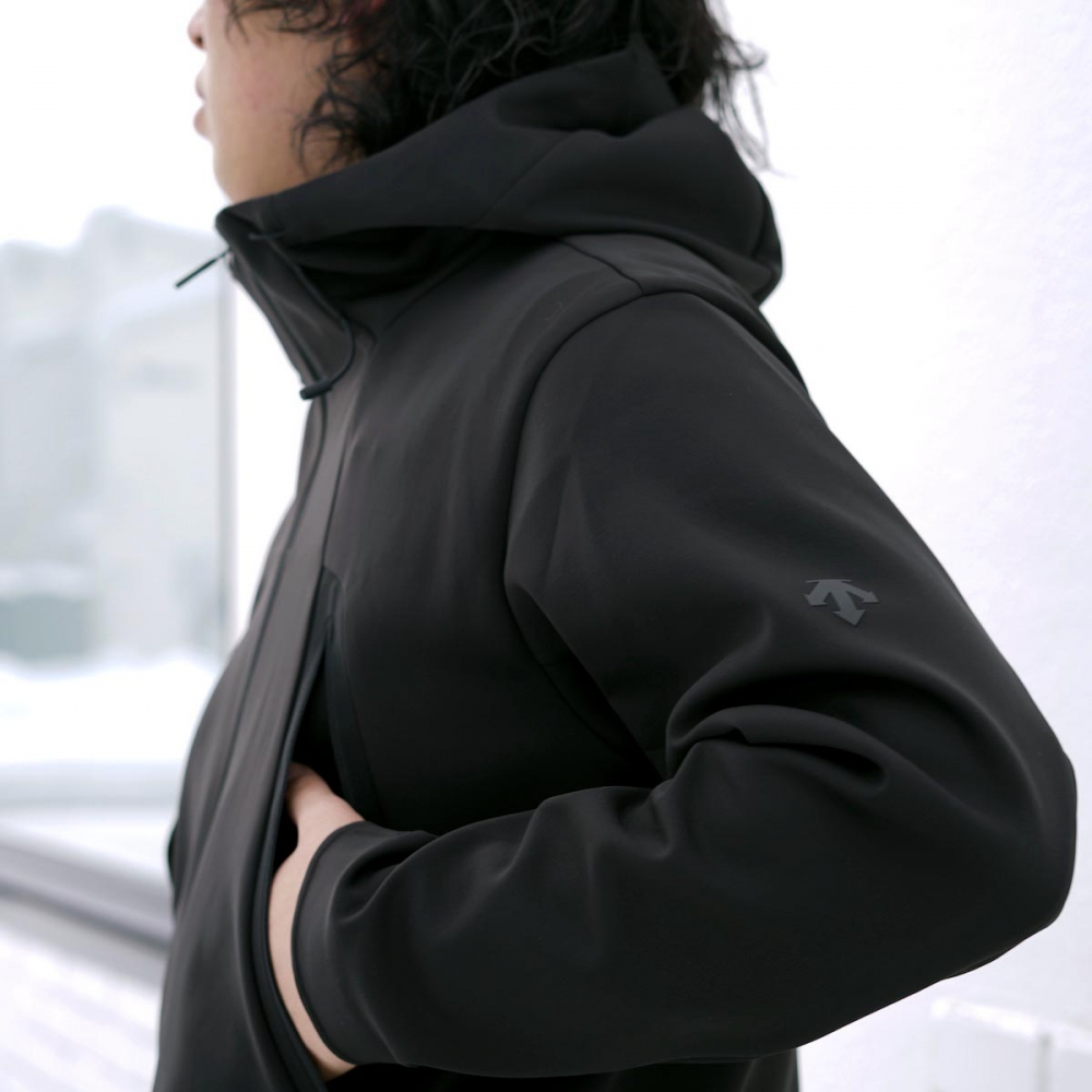 DESCENTE ALLTERRAIN フーディージャケット　Mサイズ デサント オルテライン DESCENTE ALLTERRAIN アントリムドフーディー
