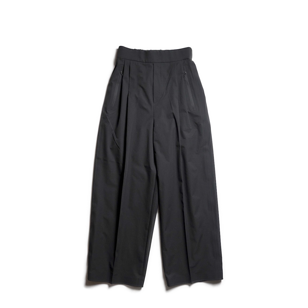 DESCENTE ALLTERRAIN / SEAMLESS STRETCHTAPERED PANTS  (Black)