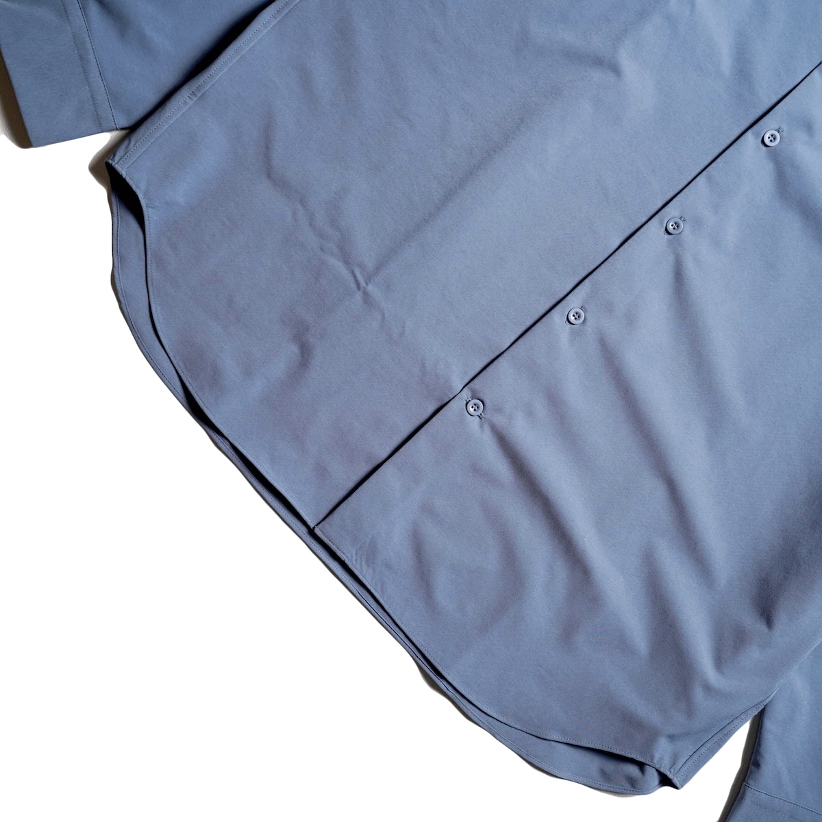 DESCENTE ALLTERRAIN I/O / SOLOTEX® L/S REGULAR COLLAR SHIRT (Cloud