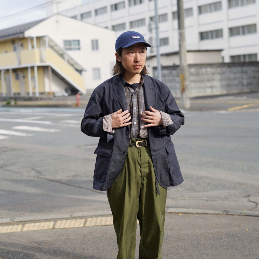 Engineered Garments / Loiter Jacket - Lt.Weight Nyco Twill (Dk.Navy) 着用イメージ①