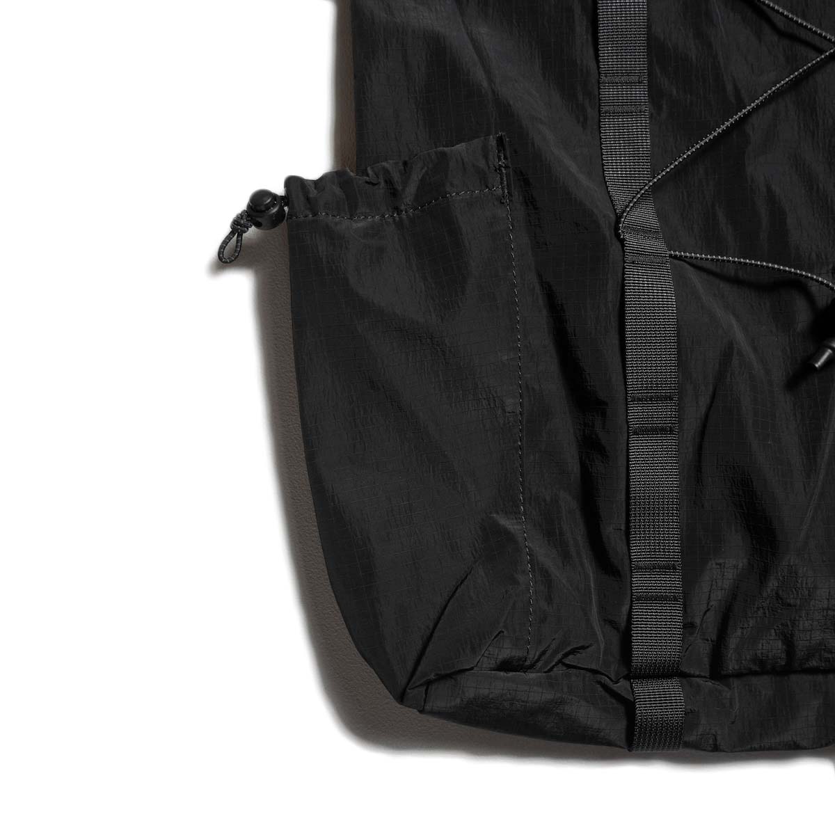 ELLIKER / CARSTON Ripstop Packable Tote Bag 11L (Black) ボトルポケット