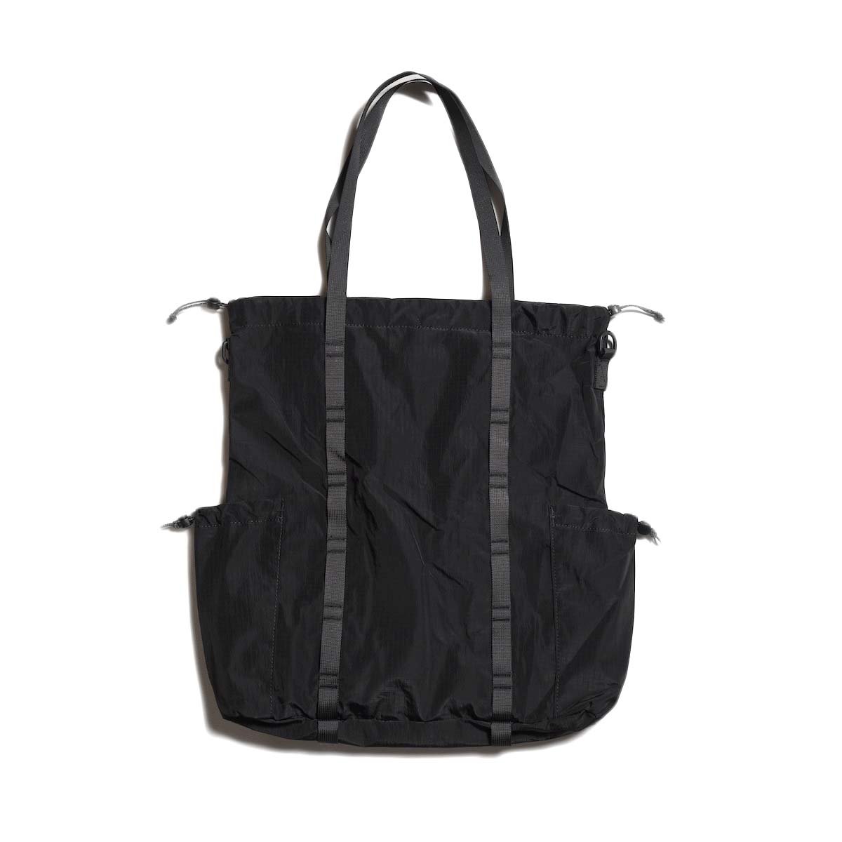 ELLIKER / CARSTON Ripstop Packable Tote Bag 11L (Black) 背面