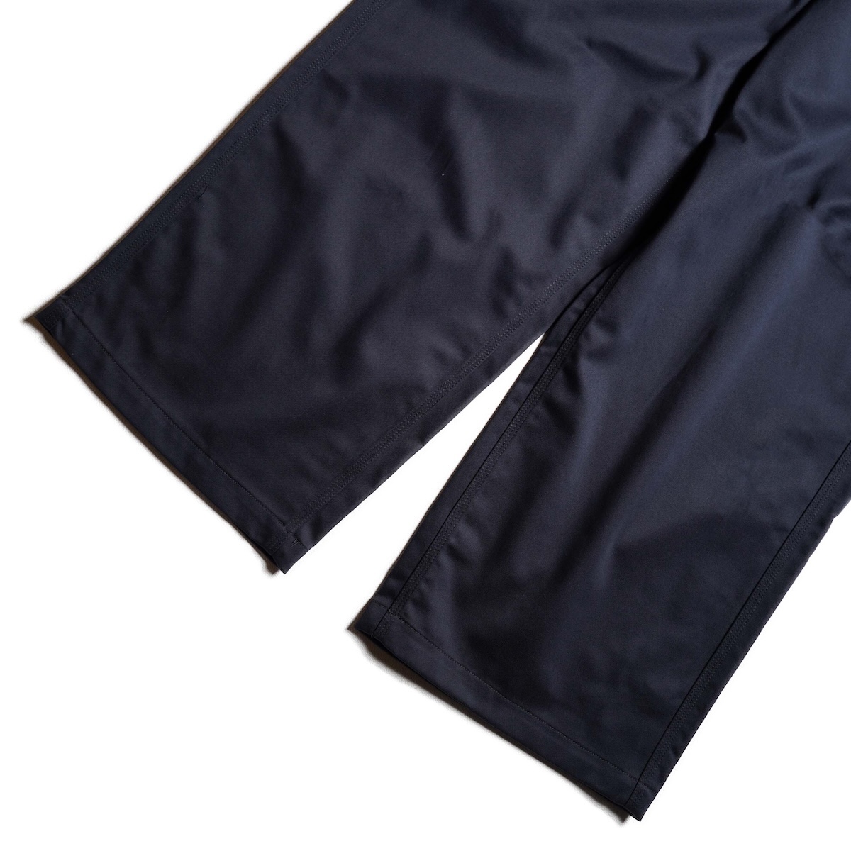 FARAH / Maximum Wide Straight Pants (Navy)