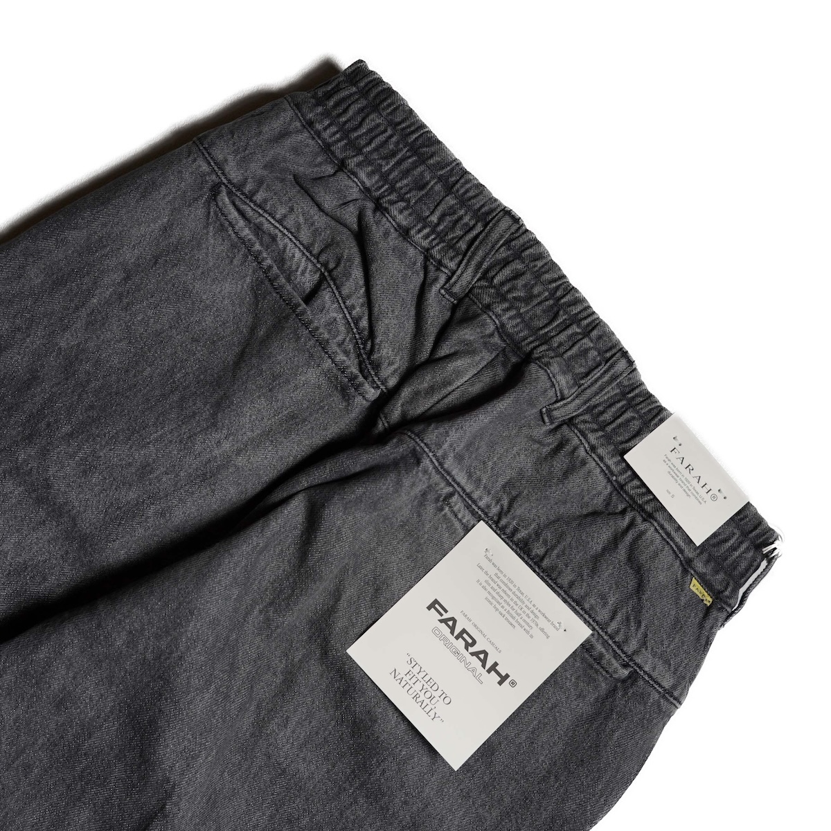 FARAH / Easy Wide Tapered Pants (Black)