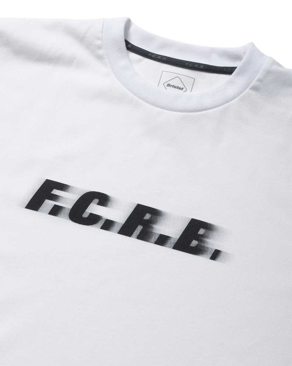 【F.C Real Bristol】ぼかしロゴTシャツ/白 ☆送料関税込み☆ F.C.Real Bristol / BLURRED LOGO TEE (White)