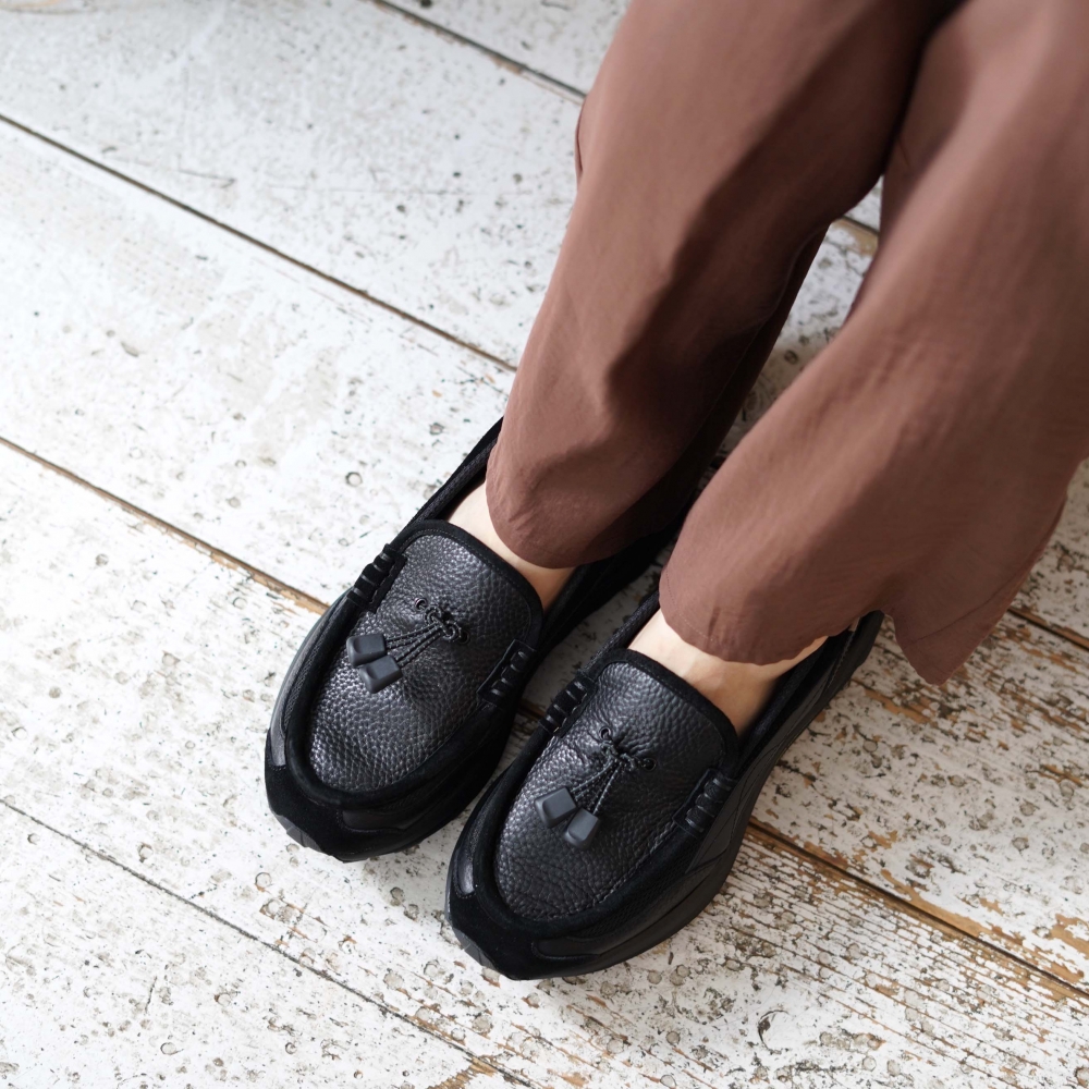Hender Scheme / polar loafer (Black)