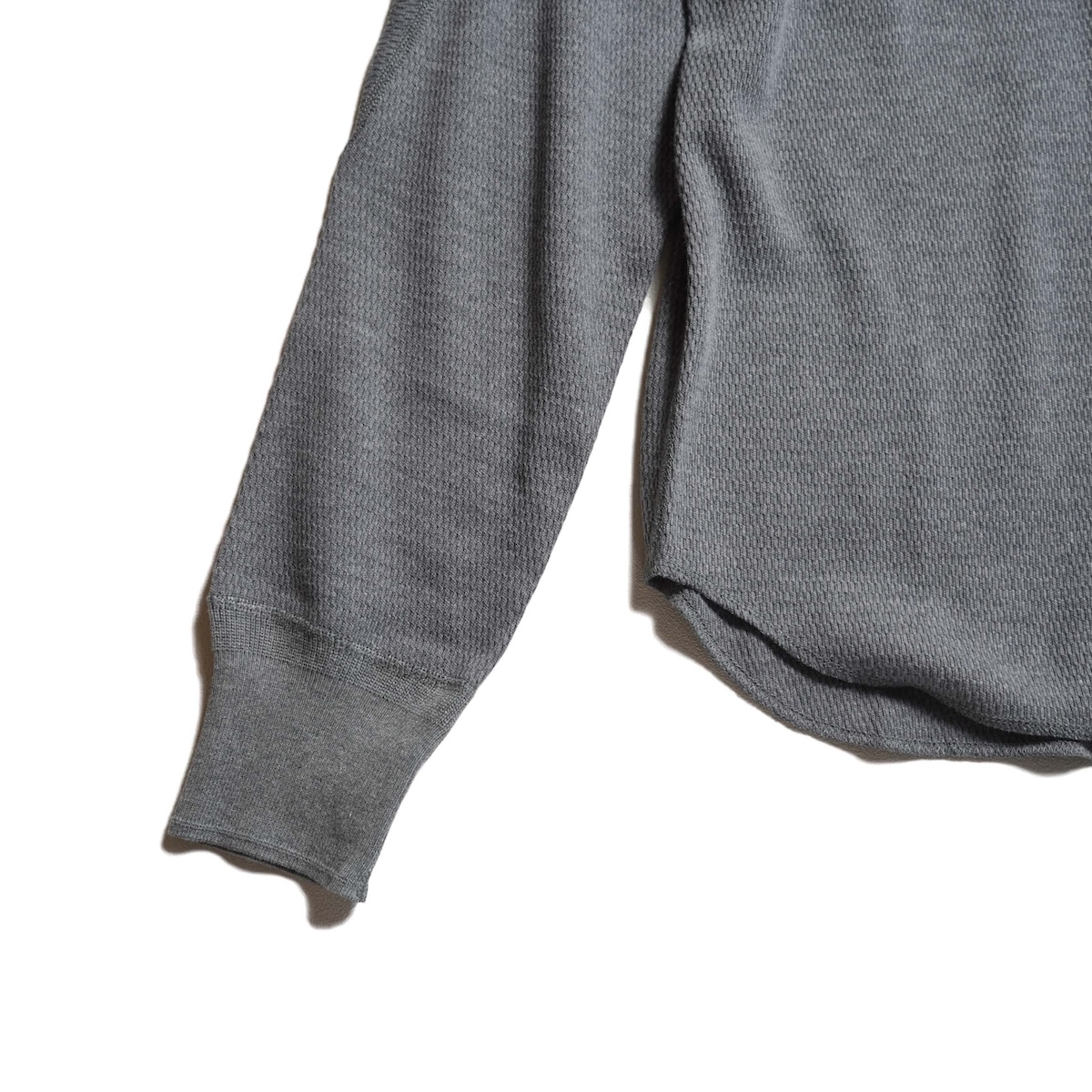HYKE / THERMAL LAYERED SHIRT (Charcoal) 袖