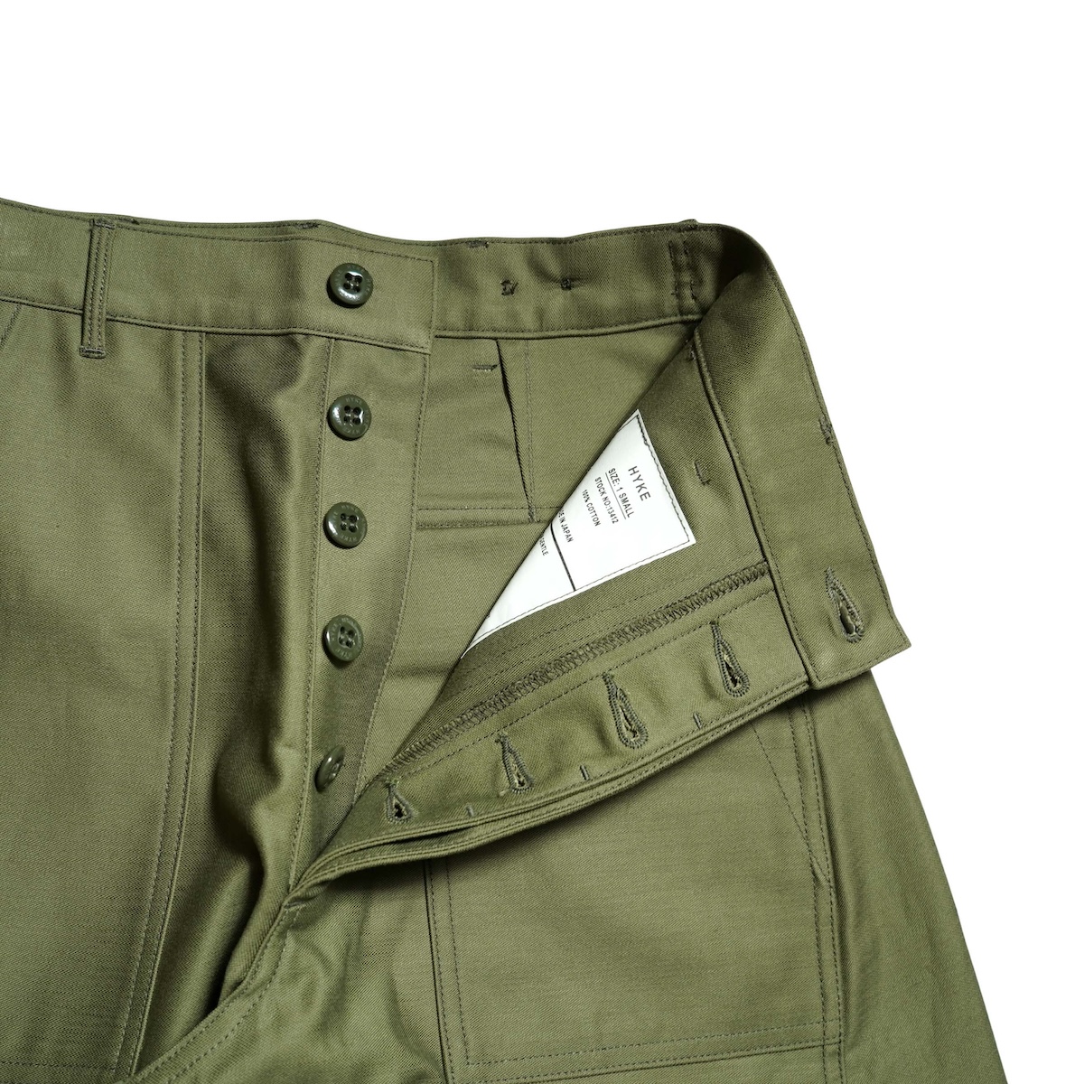 HYKE / BARREL LEG CHINO TROUSERS (Khaki)