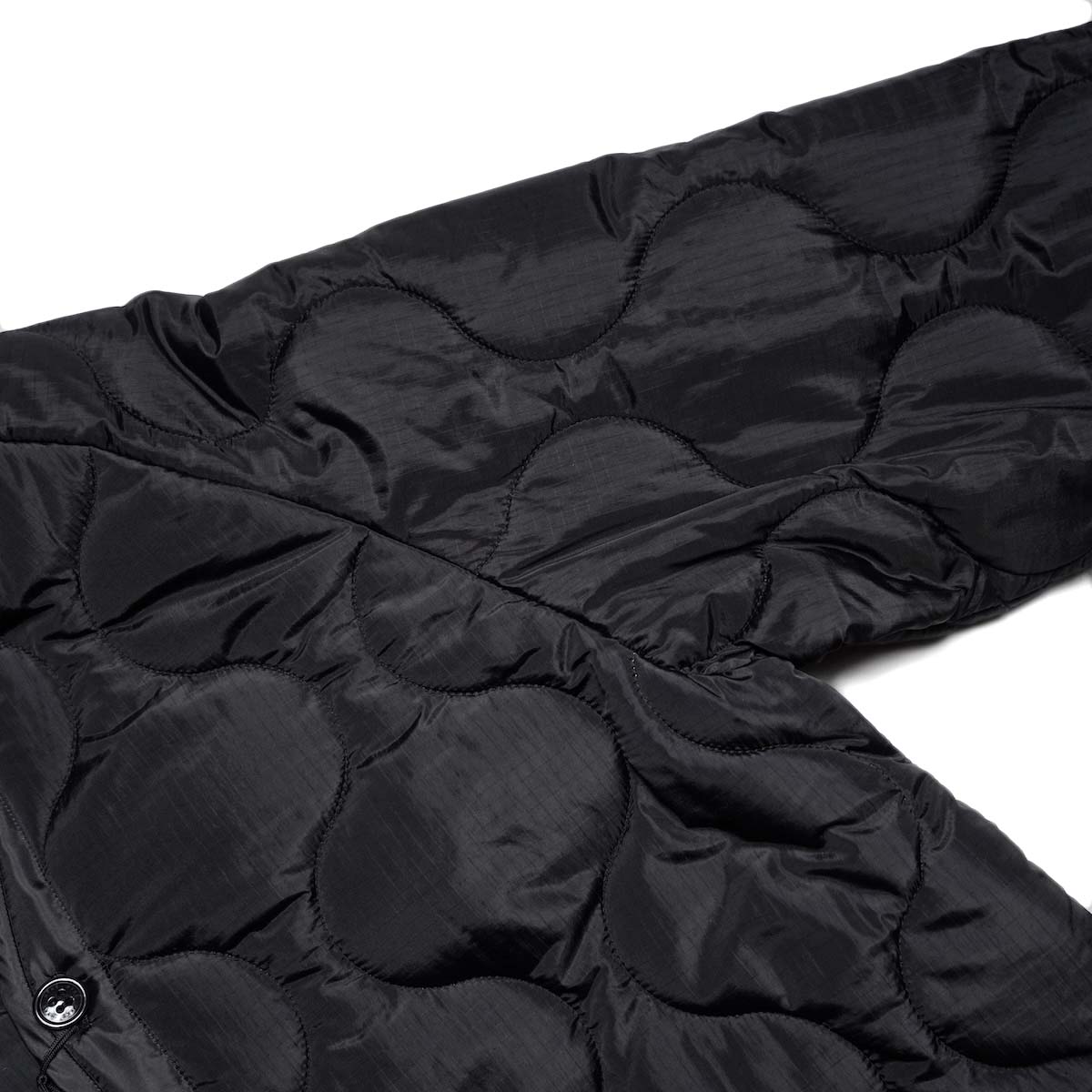 HYKE / QUILTED LINER COAT (Black) ラグランスリーブ