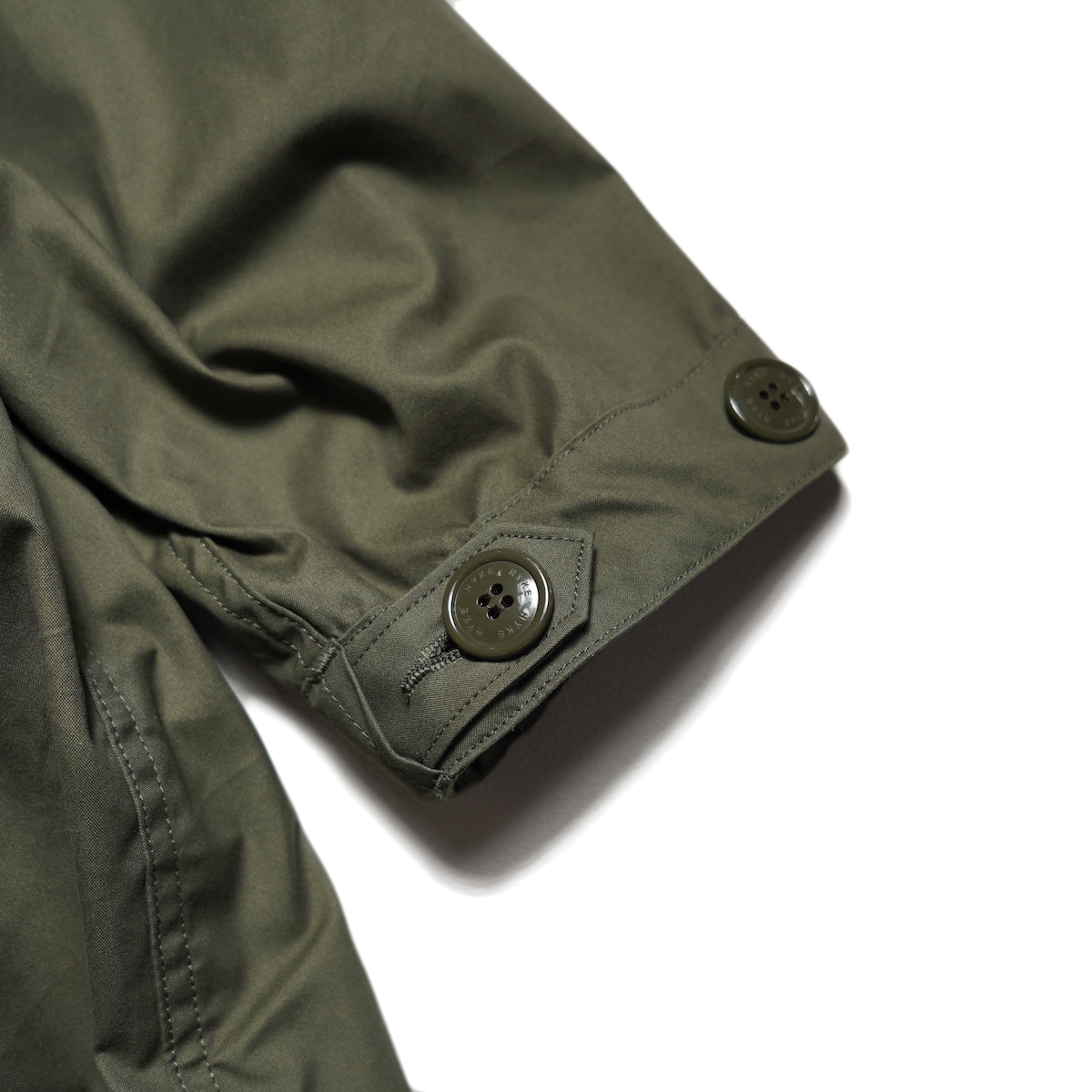 HYKE / N/C TYPE M-48 FIELD COAT (Olive Drab) 袖ボタン