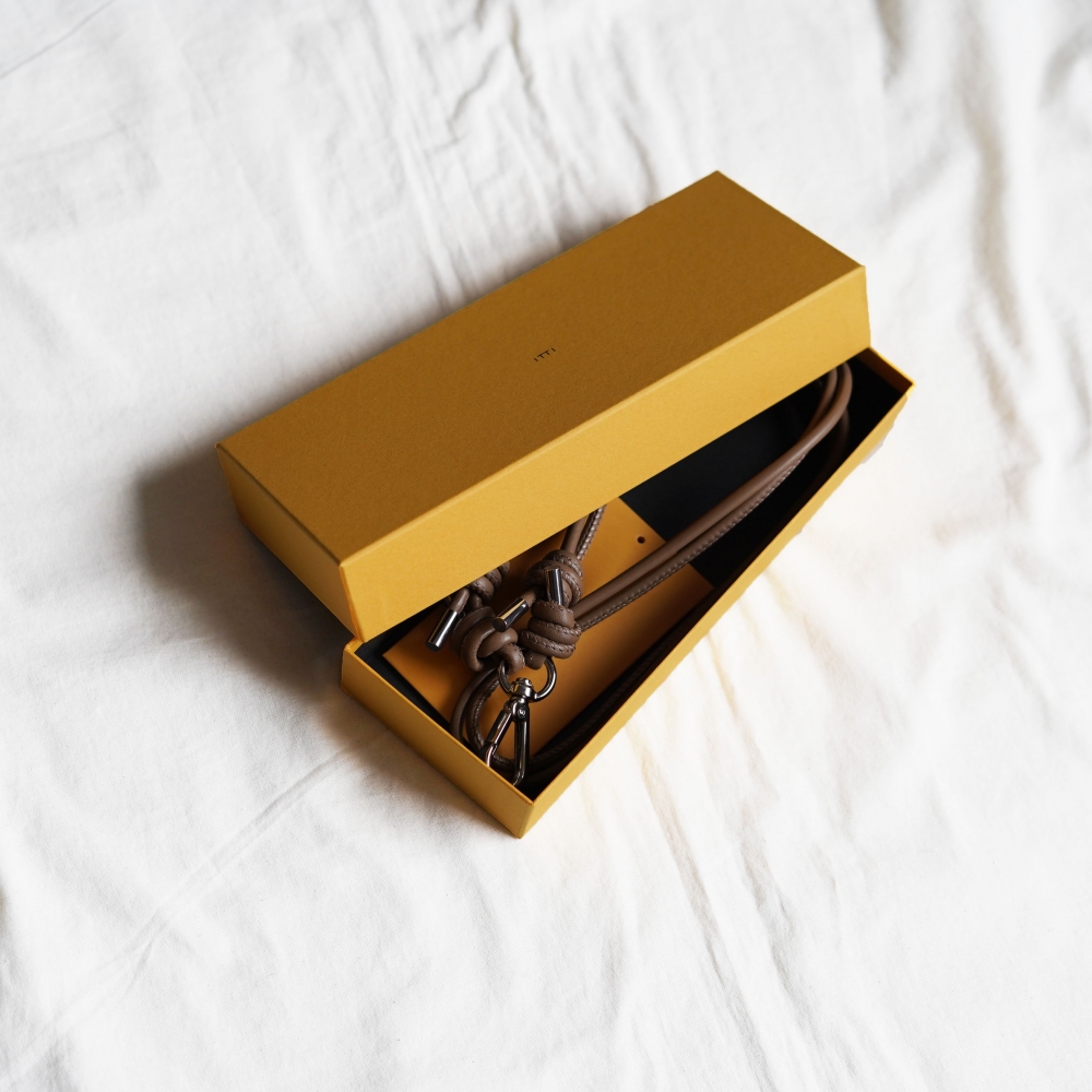 ITTI / HERRIE PHONE STRING / Stcow