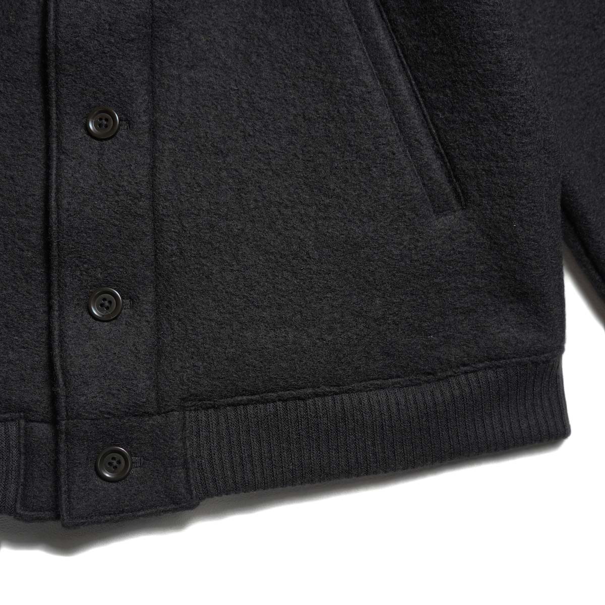Jackman / Wool Ground Jumper (Black) 裾リブ