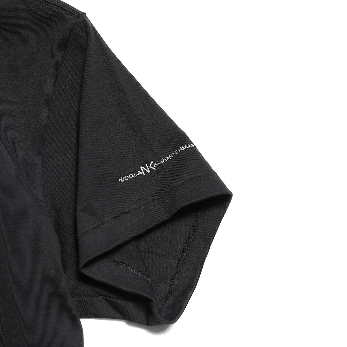 JANE SMITH / NICOLA KLOOSTERMAN NINE LIVES S/S T-SHIRT (Black)