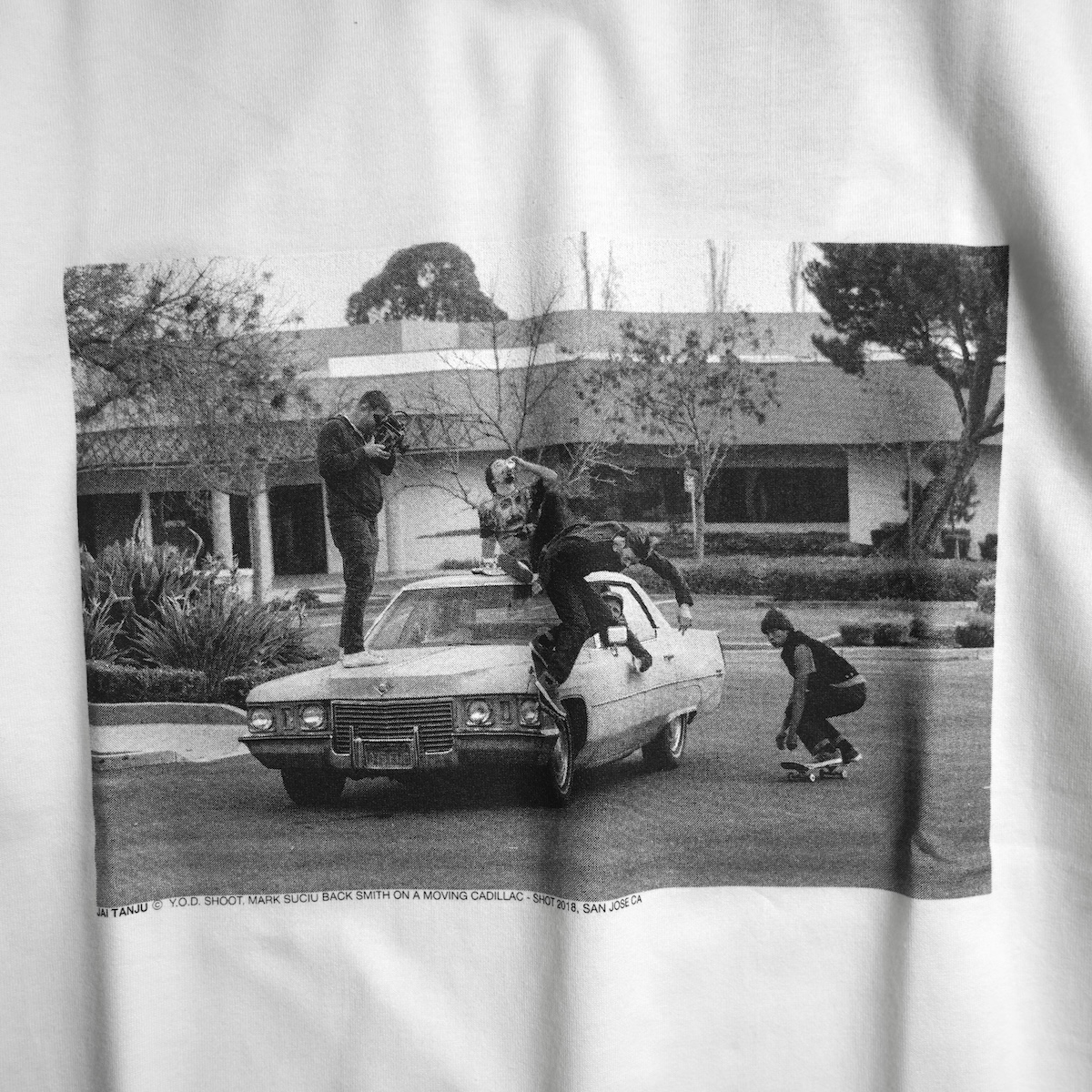 JANE SMITH / JAI TANJU Y.O.D. SHOOT S/S T-SHIRT (White) フロントプリント