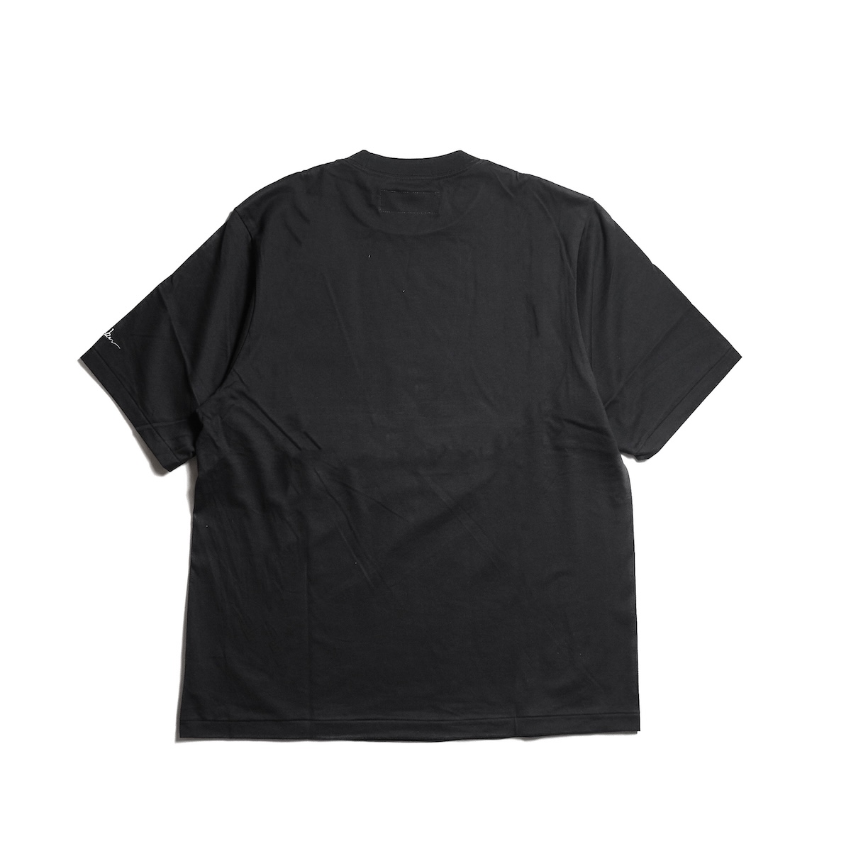 JANE SMITH / TIM BARBER IN THE WRECKAGE THE DAY AFTER WOODSTOCK 1999 S/S T-SHIRT (Black) 背面