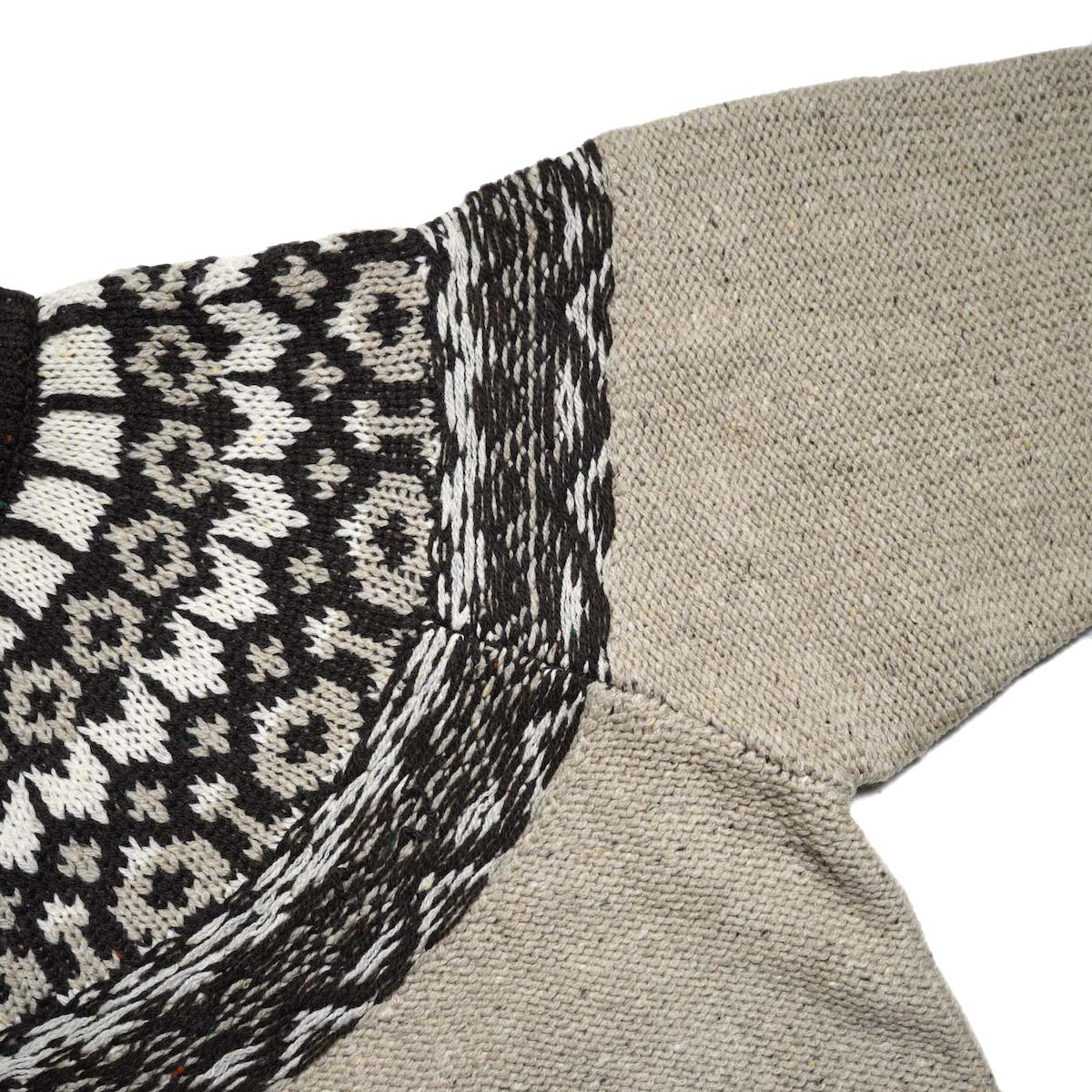JANE SMITH / 5G NORDIC YOKE SWEATER (Brown) 肩周り