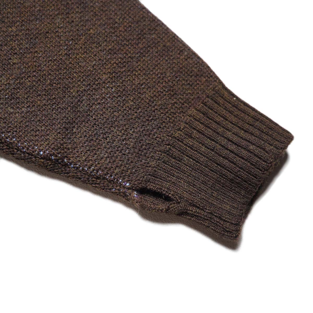 JANE SMITH / 7G DOUBLE JACQUARD ARGYLE V NECK SWEATER (Brown) サムホール