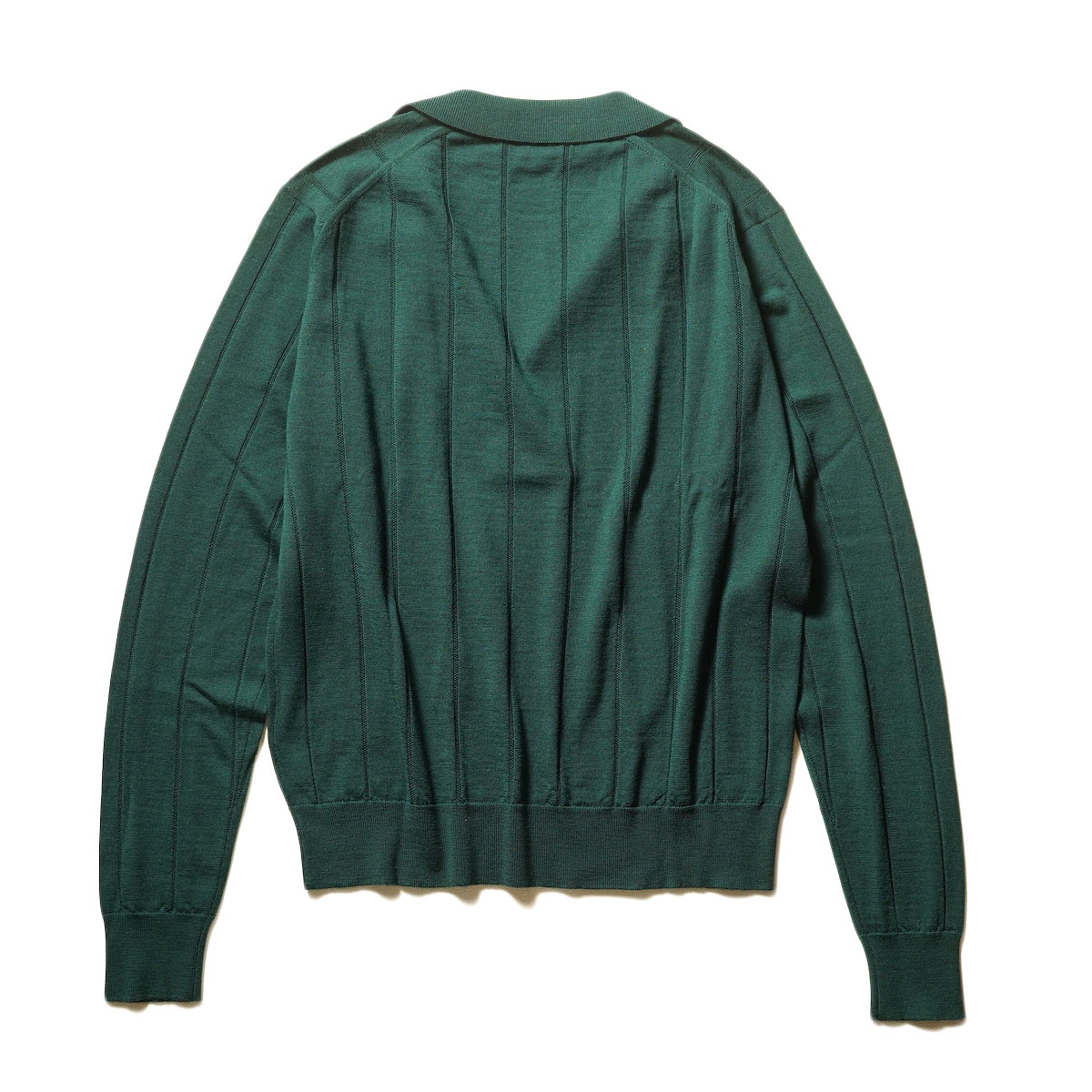 JOHN SMEDLEY Vネック ニット MANON PULLOVER 緑色 JOHN SMEDLEY Vネック ニット MANON PULLOVER 緑色