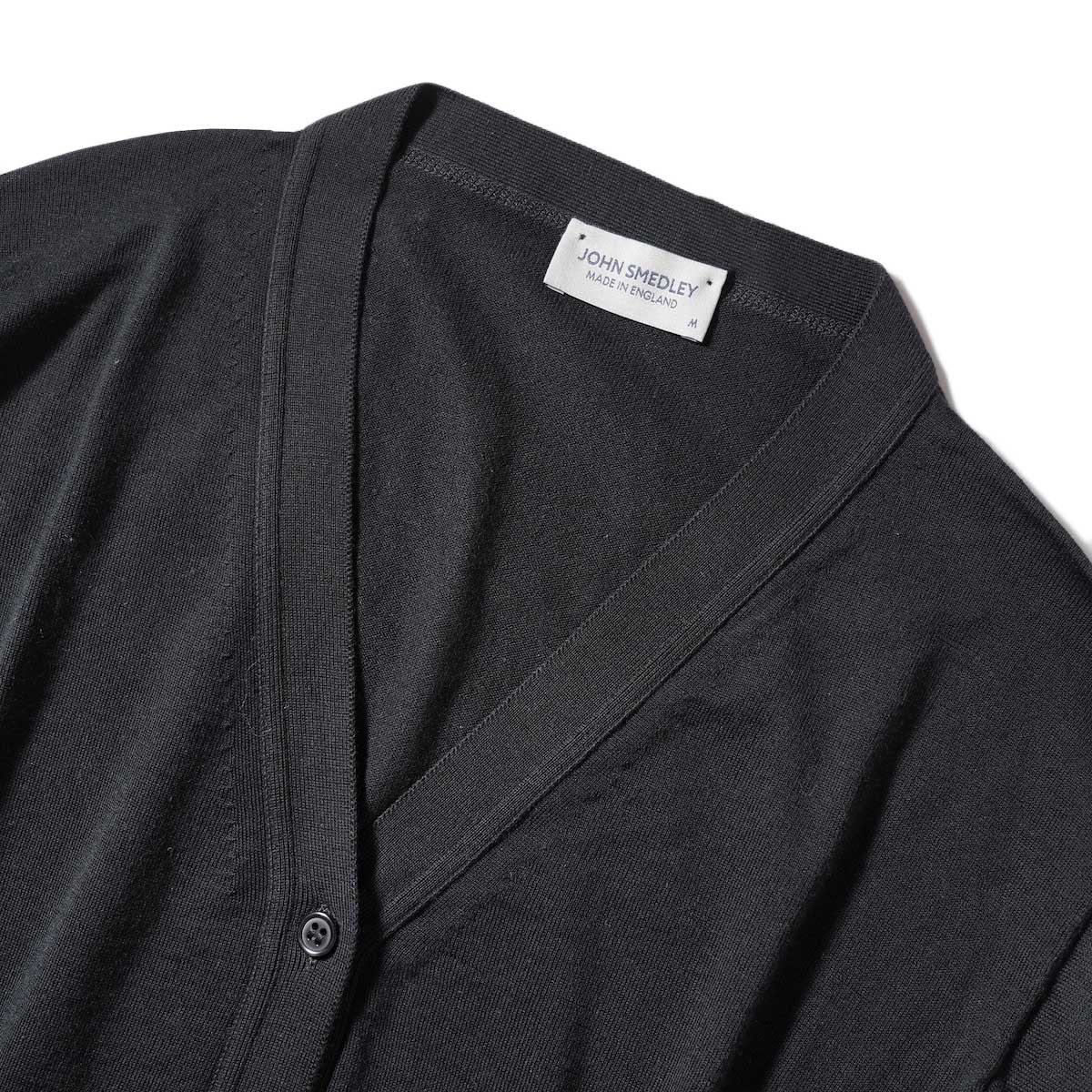 JOHN SMEDLEY / WOMENS CARDIGAN VN LS (Black)
