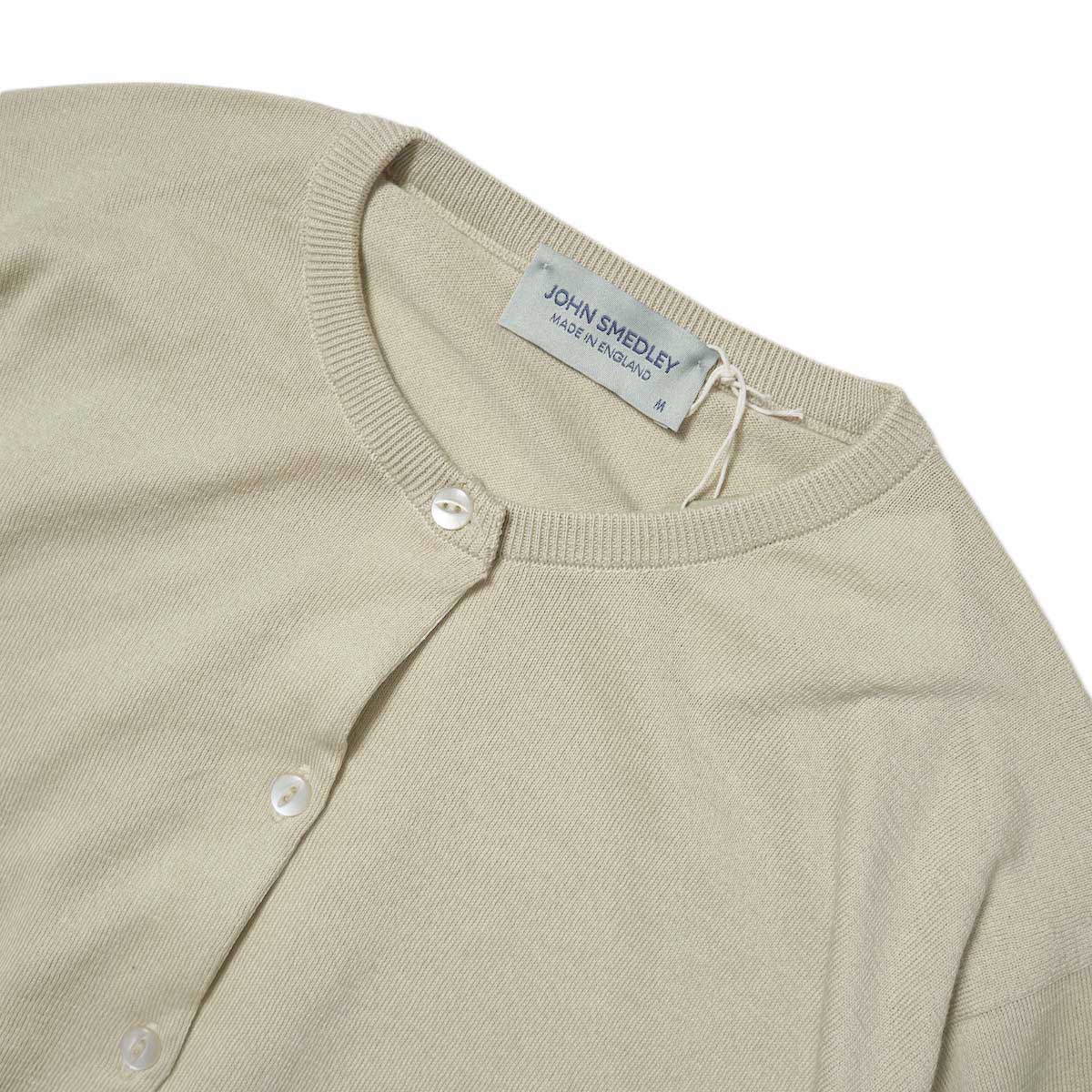 JOHN SMEDLEY / WMS CARDIGAN RN SS (Almond)