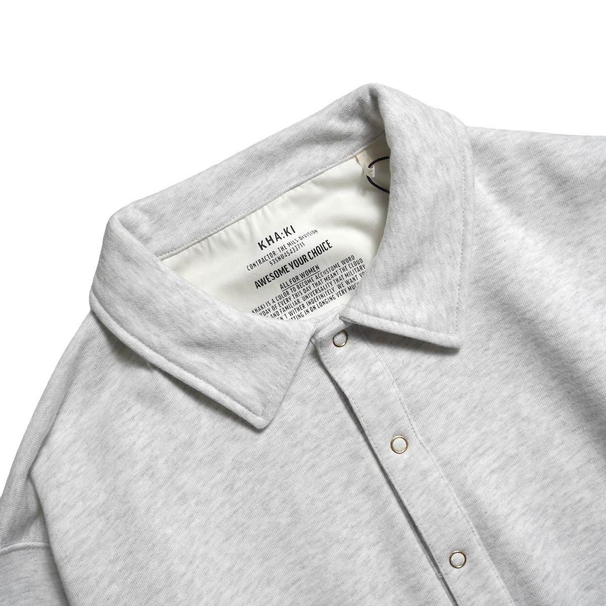 KHA:KI / SWEAT POLO PULLOVER (Ash Gray) 襟元