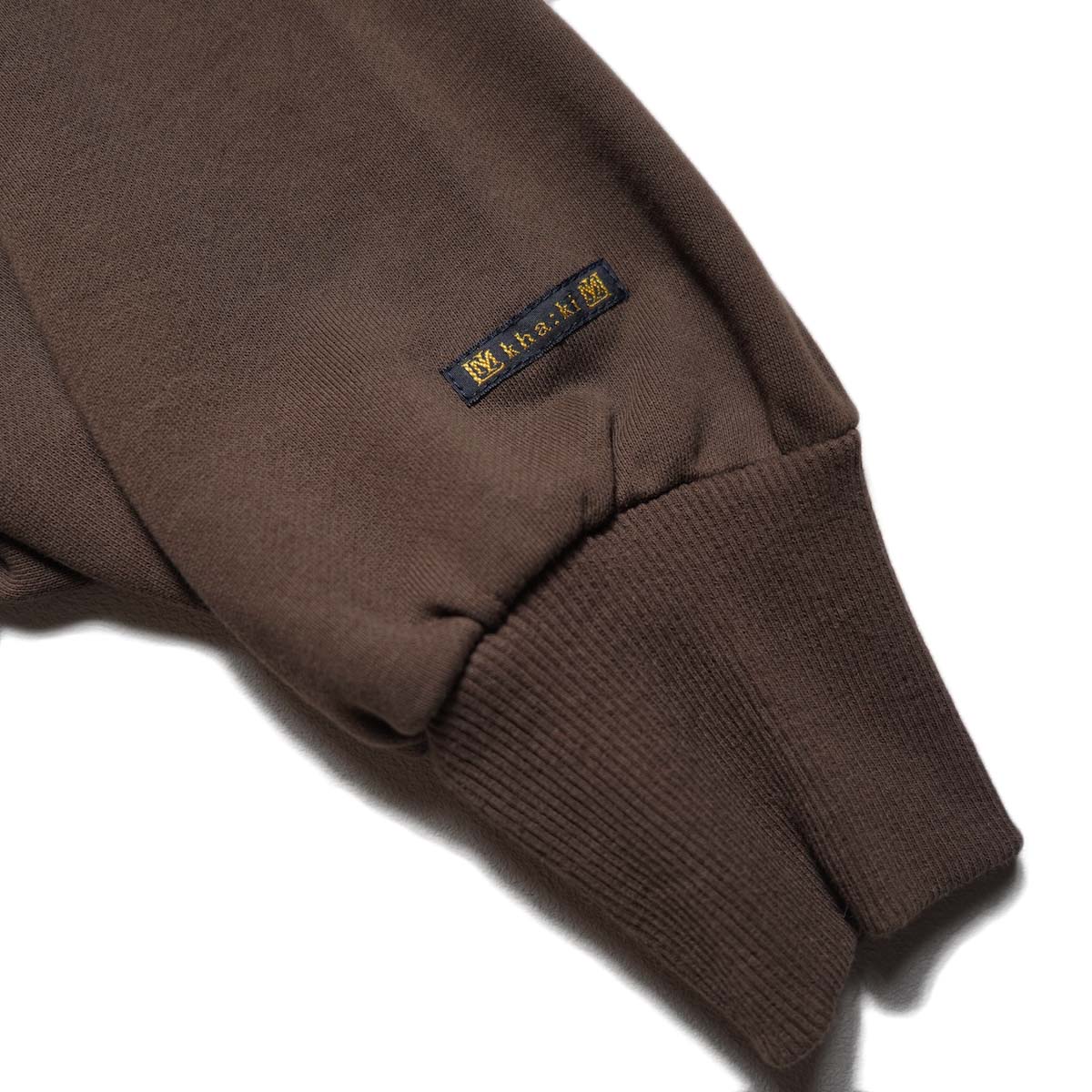 KHA:KI / SWEAT POLO PULLOVER (Brown) 袖リブ