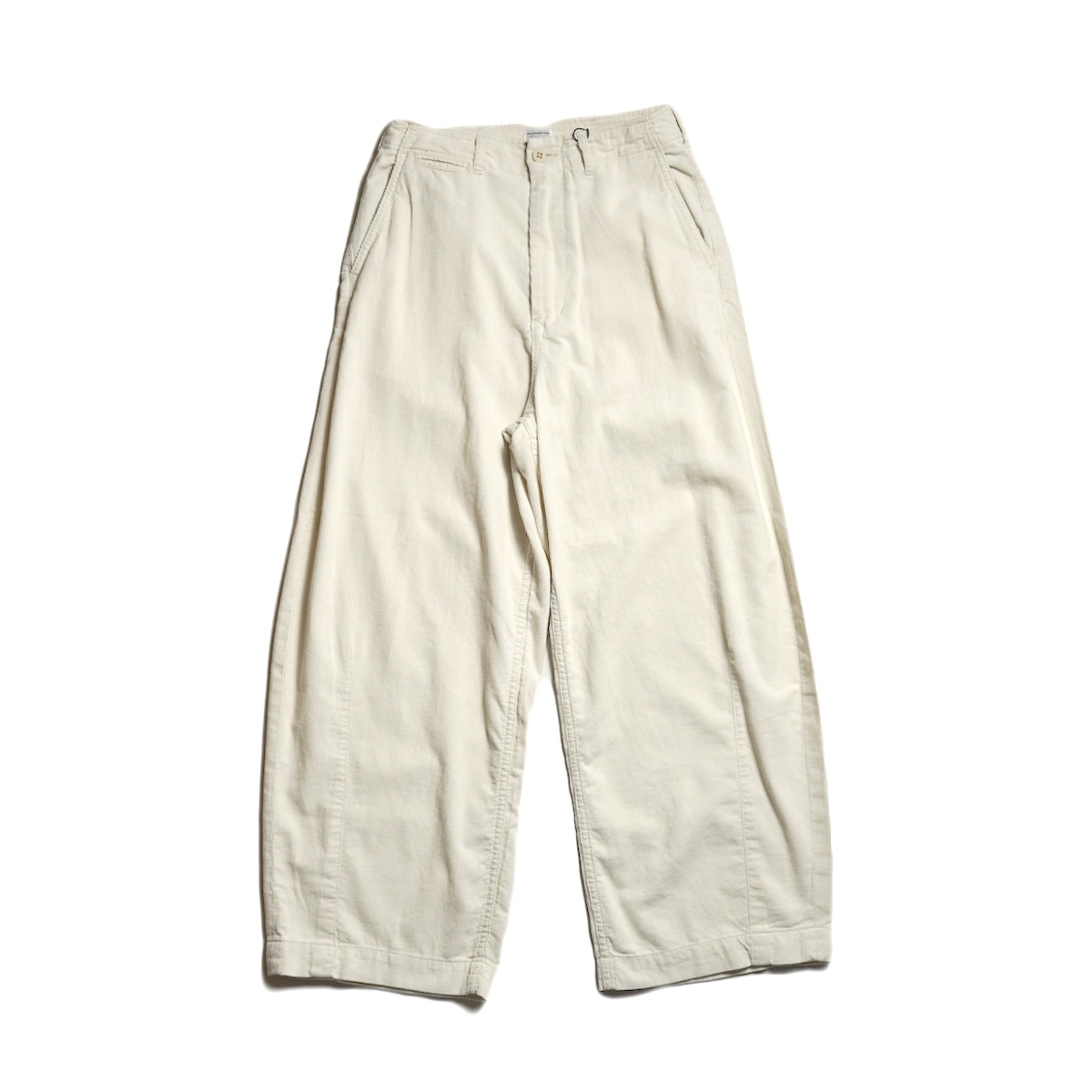 KHA:KI / OVAL CORD TROUSERS (Ecru) 正面
