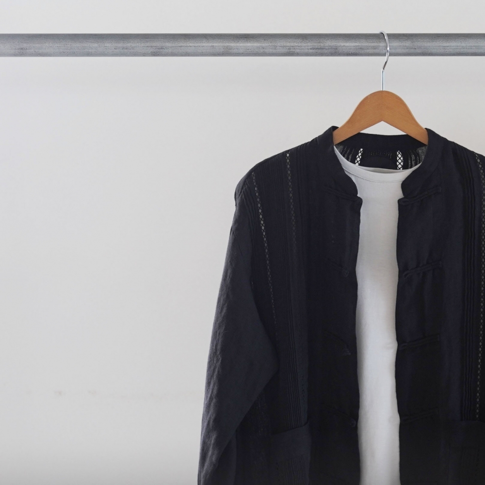 maison de soil / MERCERIZED COTTON JERSEY CREW-NECK FRENCH/SL T-SHIRT (Black)着用イメージ