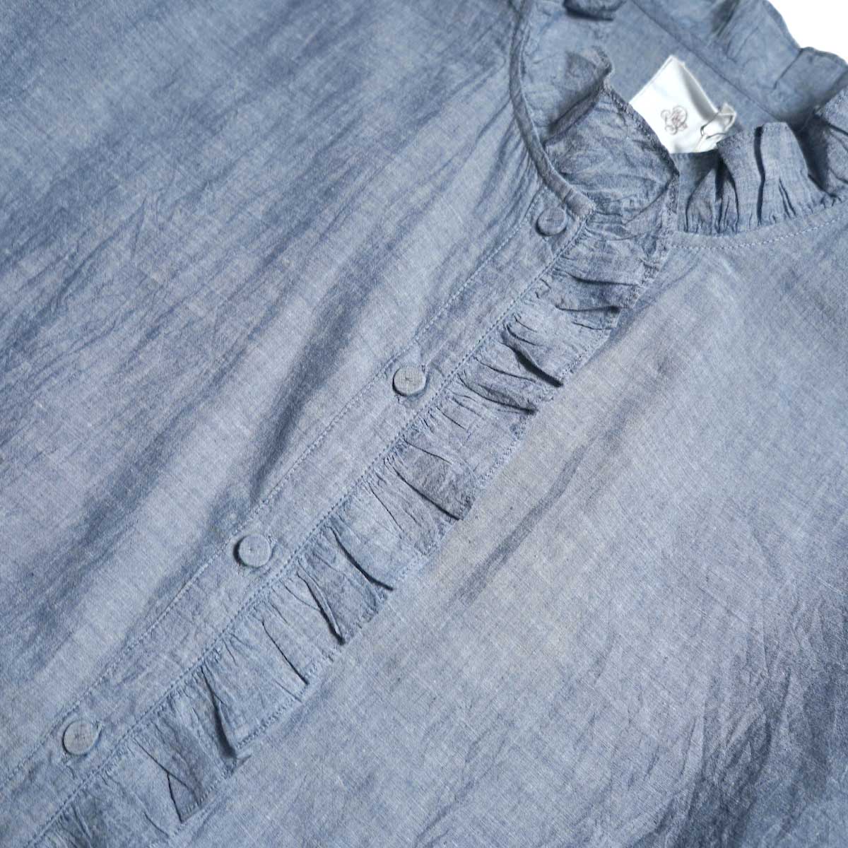 maison de soil / HANDWOVEN YARN DYE NATURAL INDIGO CHAMBRAY FRILL