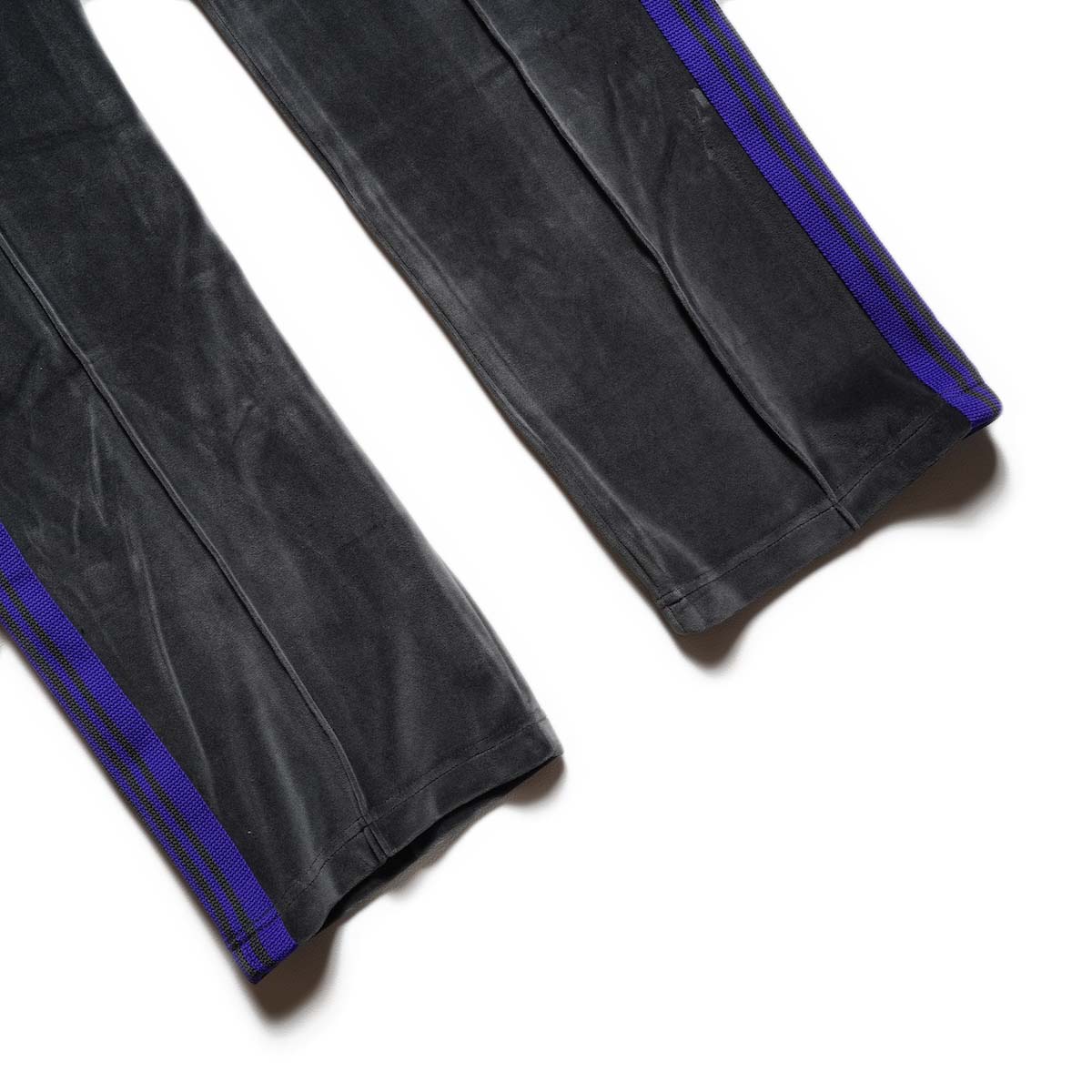 Needles / Narrow Track Pant - C/PE Velour (Charcoal) 裾