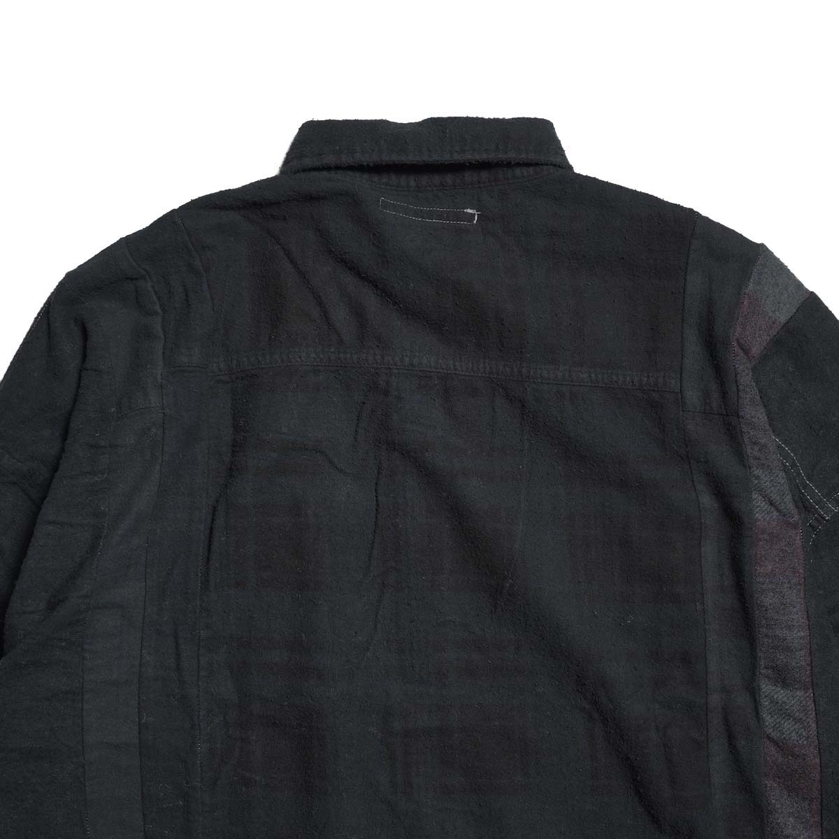 Rebuild by Needles / Flannel Shirt - 7 Cuts Wide Shirt Over Dye  (Black-B) 後ろ身頃