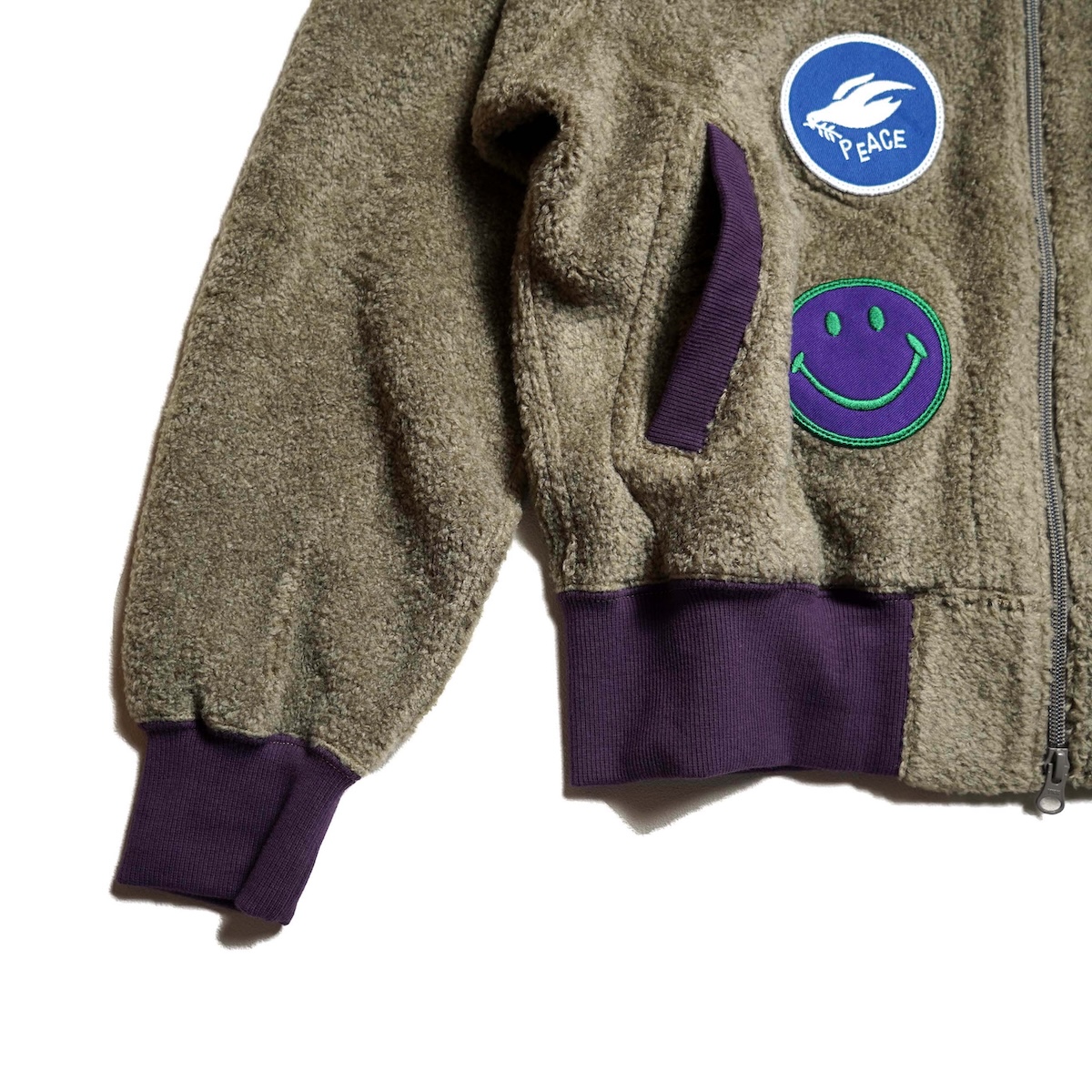 Needles / Souvenir Jacket - Knit Pile (Taupe) 袖、裾リブ