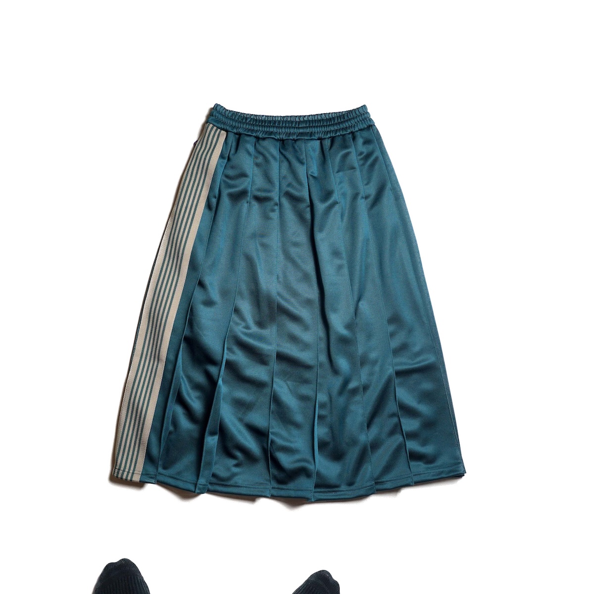 Needles / Pleated Track Skirt - Poly Smooth (Green)