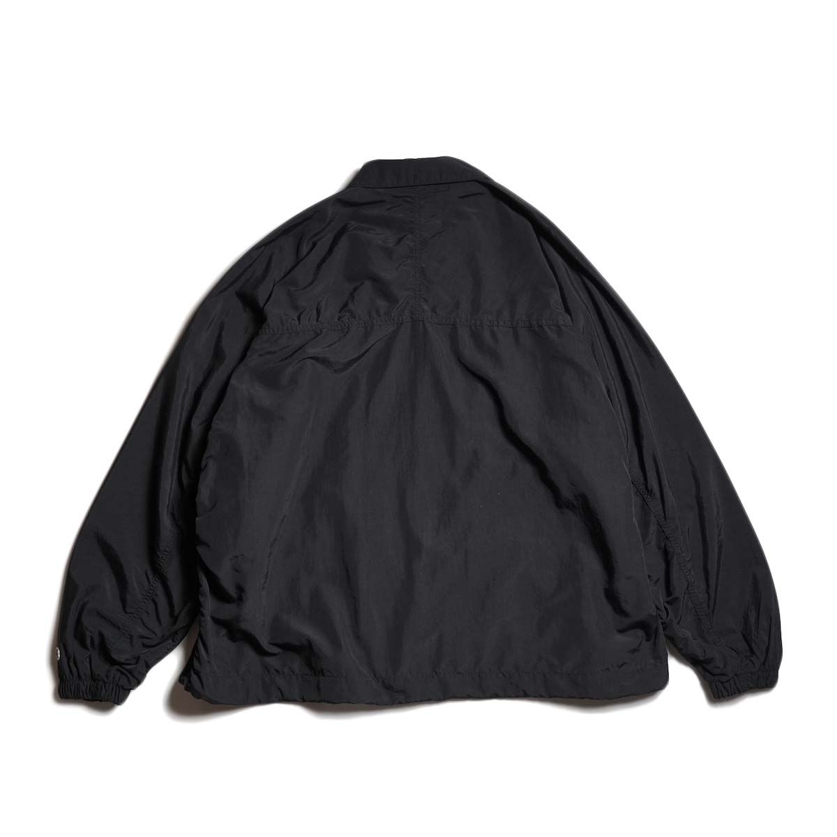 N.HOOLYWOOD × Champion / C8-E611 COACH JACKET (Black) 背面