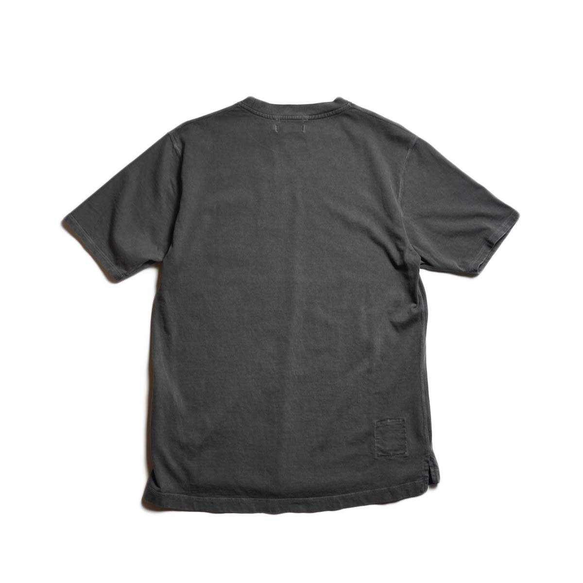 nonnative / DWELLER S/S TEE COTTON JERSEY PIGMENT DYE (Charcoal)