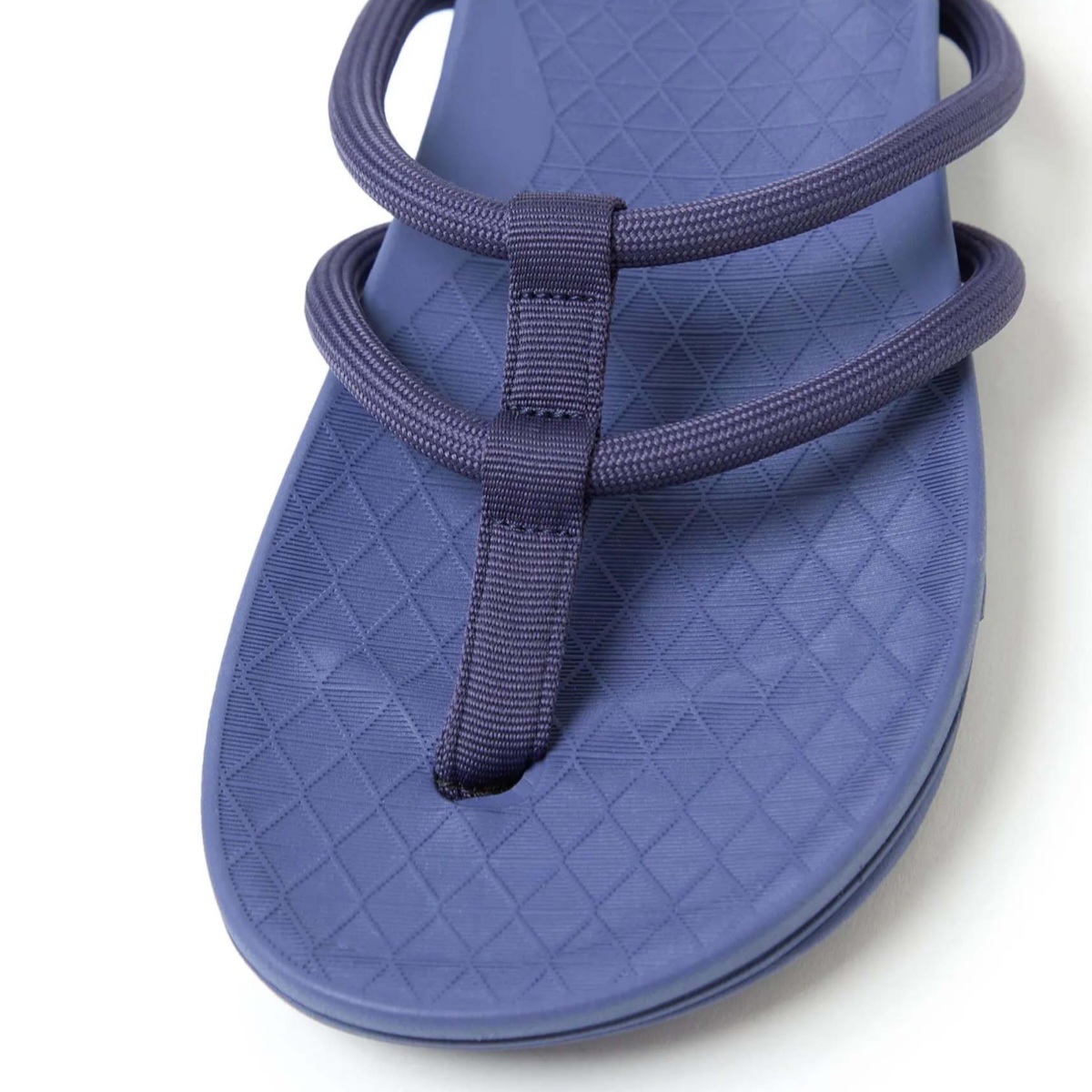 nonnative × rig / BAHARINI (Navy)